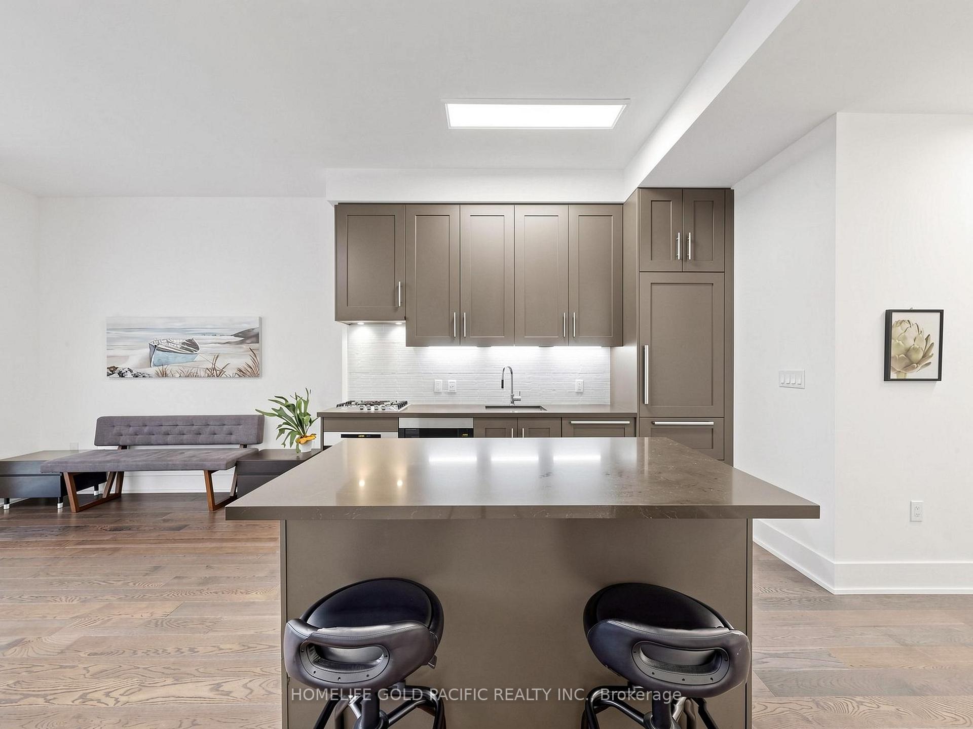 Photo 11 of Unit 732, 39 Queens Quay E, Toronto, Waterfront Communities — HOMEH