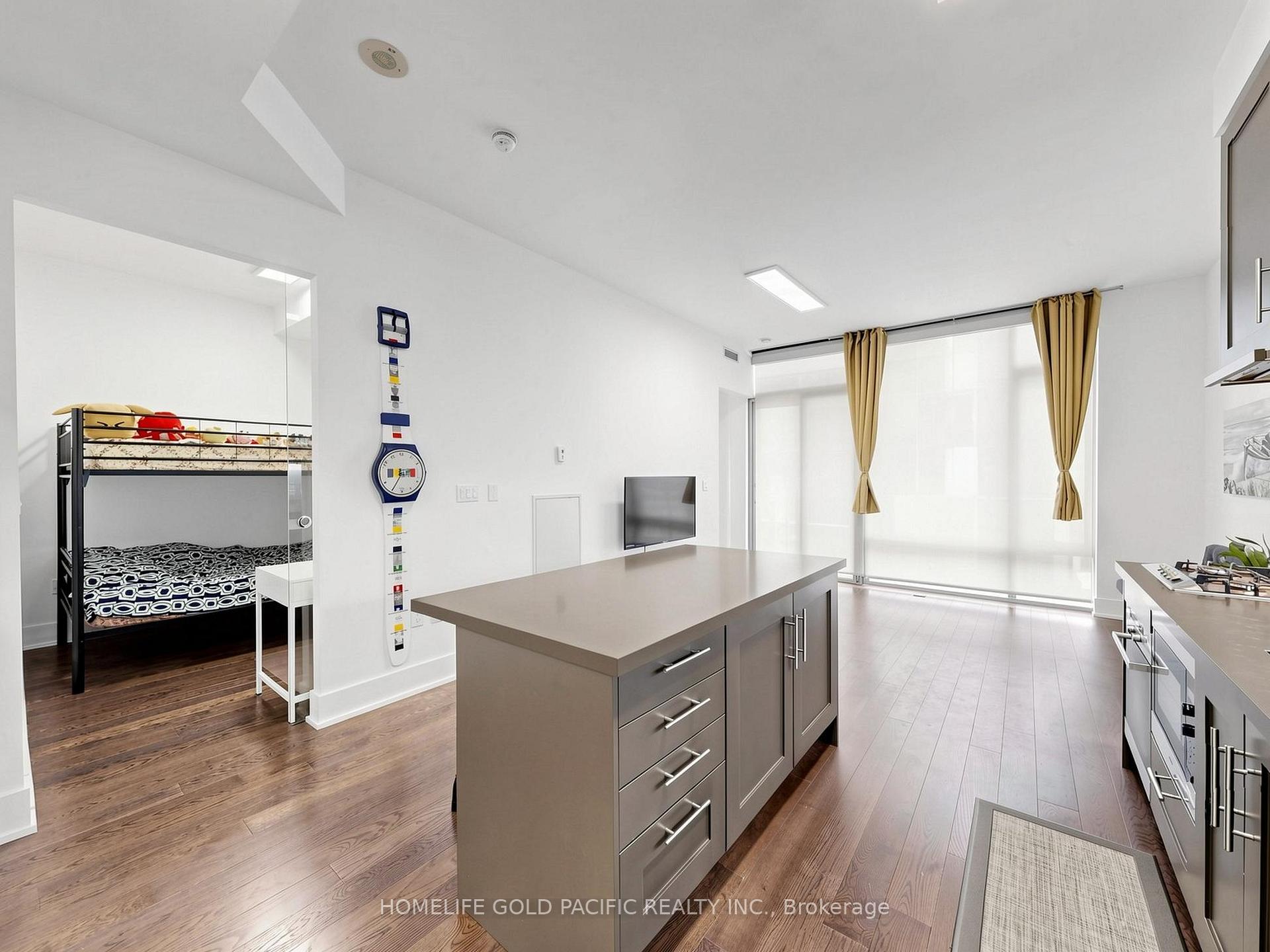 Photo 14 of Unit 732, 39 Queens Quay E, Toronto, Waterfront Communities — HOMEH