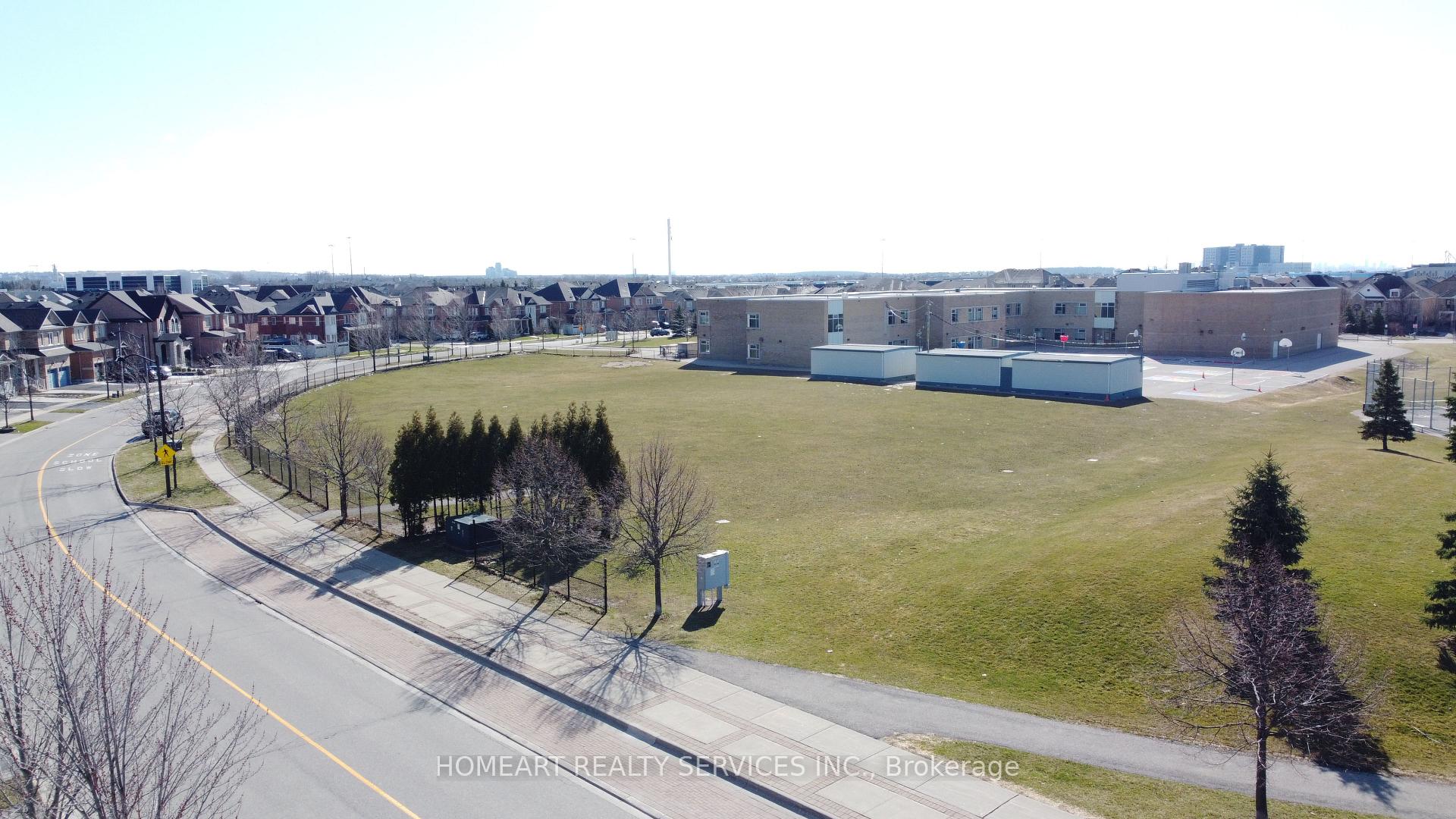 Photo 6 of 596 Vellore Park Avenue N, Vaughan, Vellore Village — HOMEH