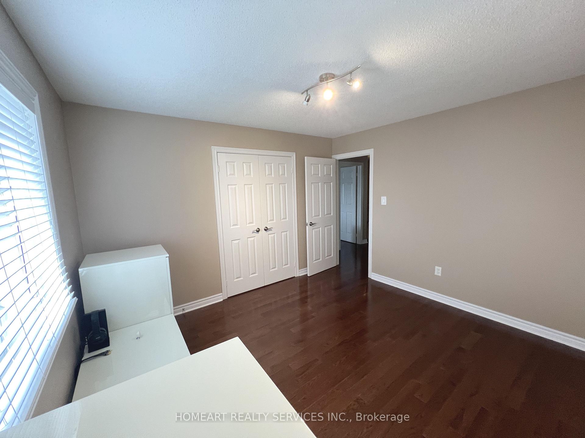Photo 20 of 596 Vellore Park Avenue N, Vaughan, Vellore Village — HOMEH