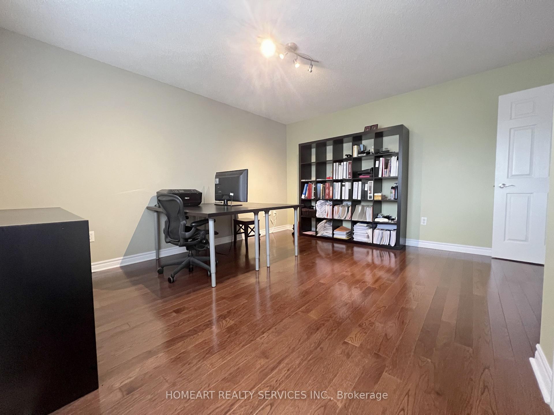 Photo 24 of 596 Vellore Park Avenue N, Vaughan, Vellore Village — HOMEH