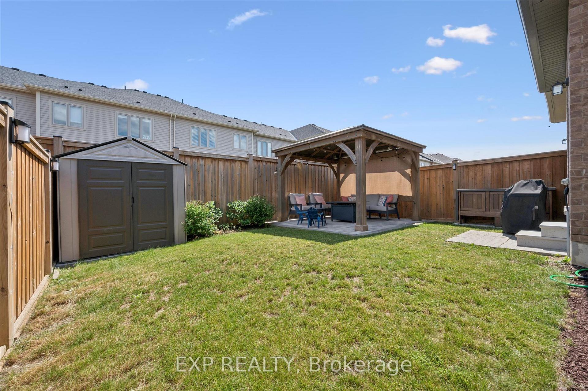 Photo 34 of 31 William Dunlop Street, Kitchener, Huron Park — HOMEH