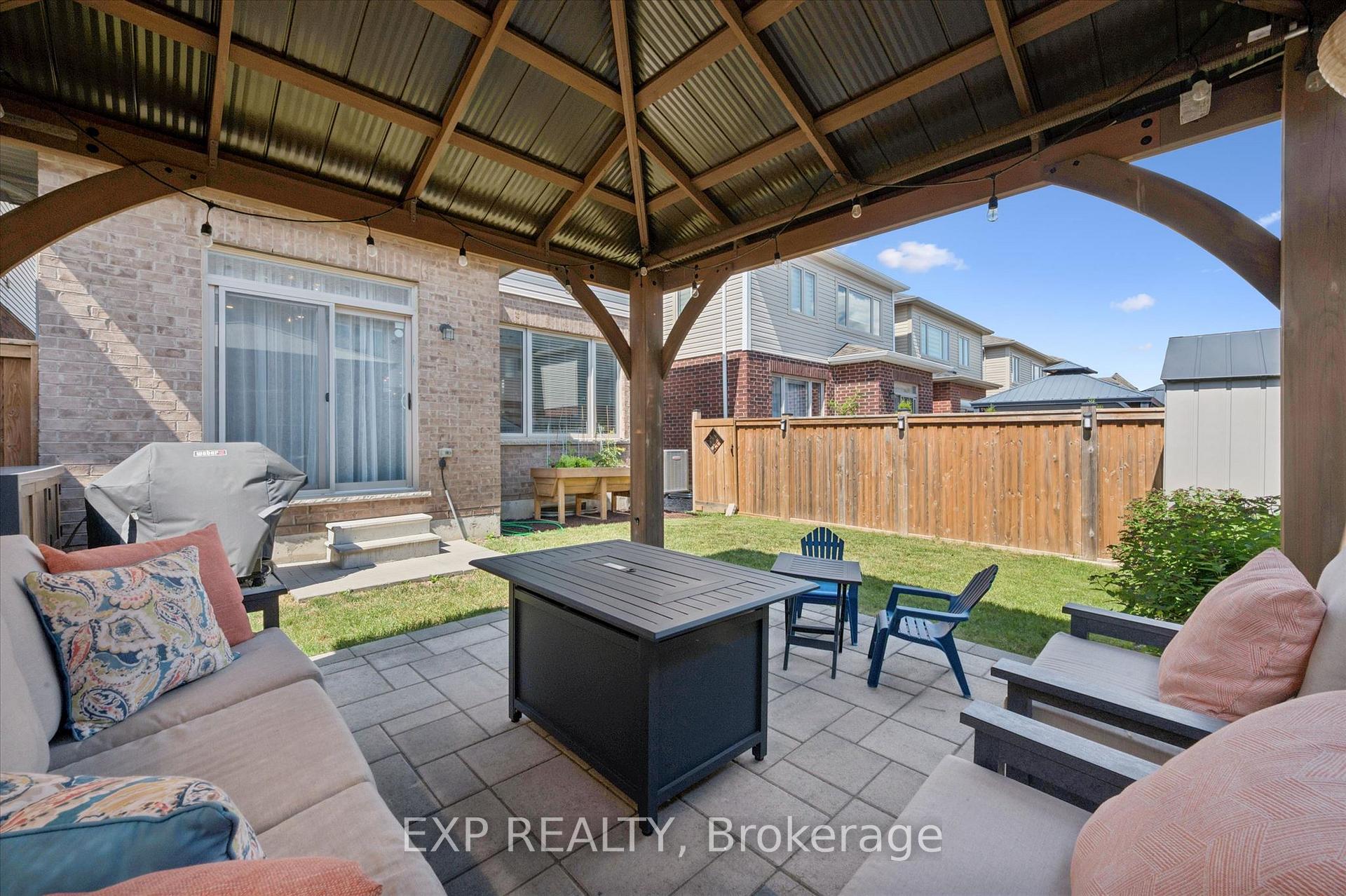 Photo 36 of 31 William Dunlop Street, Kitchener, Huron Park — HOMEH