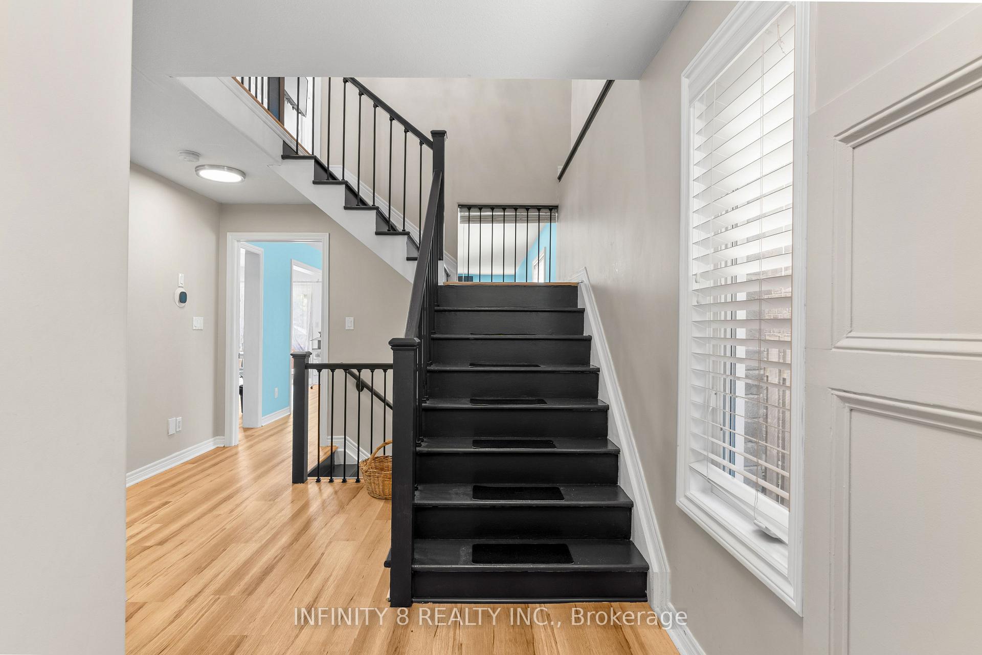 Photo 7 of 6556 Mary Drive, Niagara Falls, Forestview — HOMEH