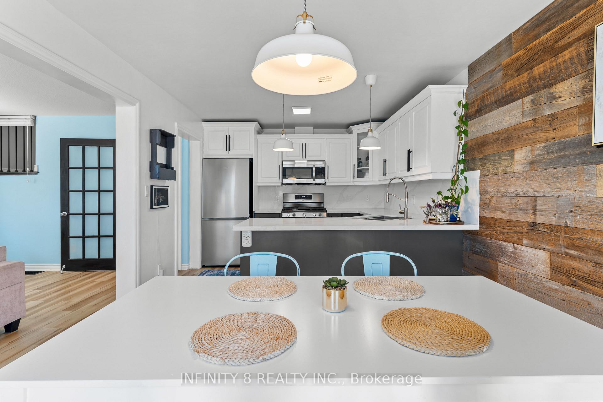 Photo 13 of 6556 Mary Drive, Niagara Falls, Forestview — HOMEH