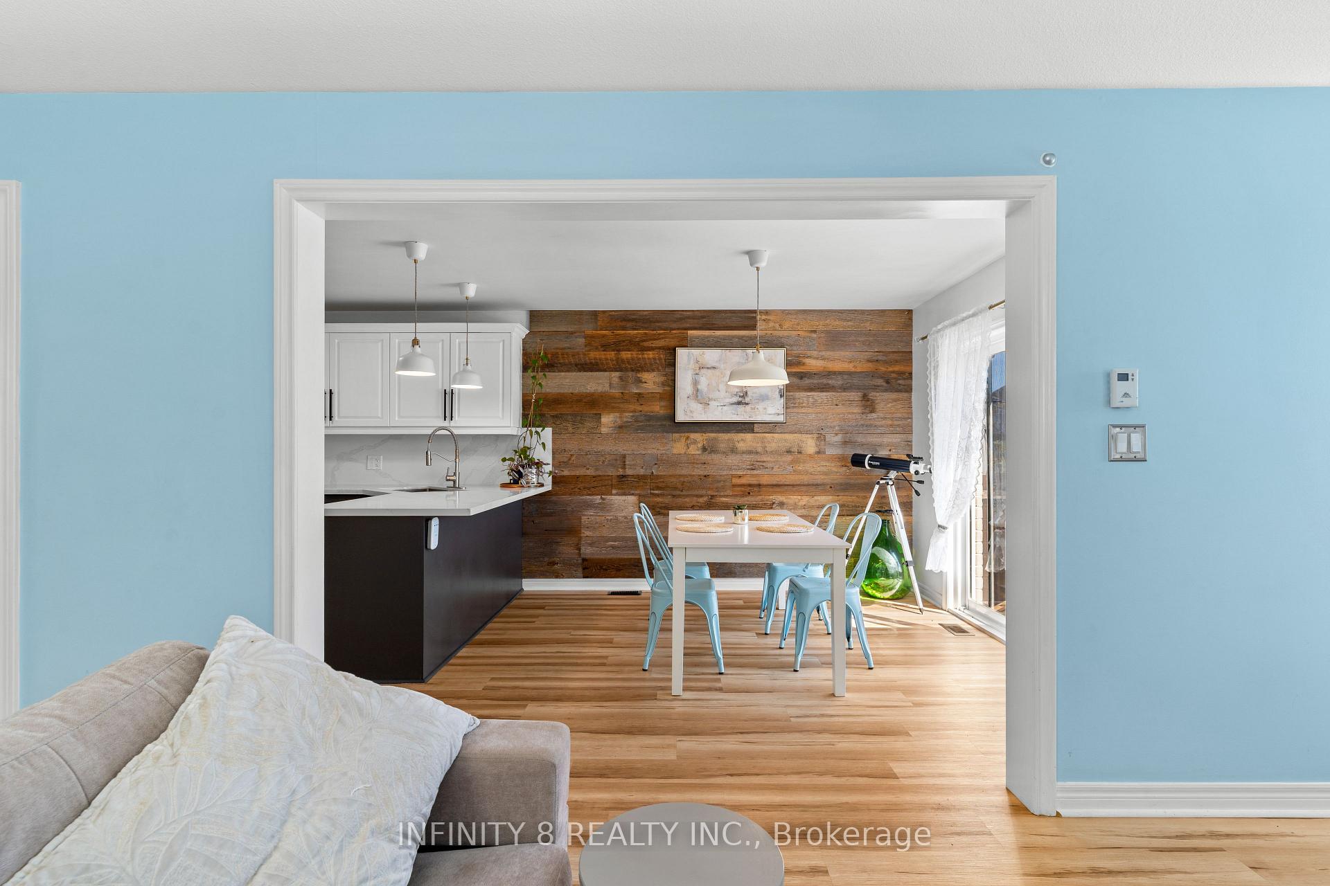 Photo 15 of 6556 Mary Drive, Niagara Falls, Forestview — HOMEH