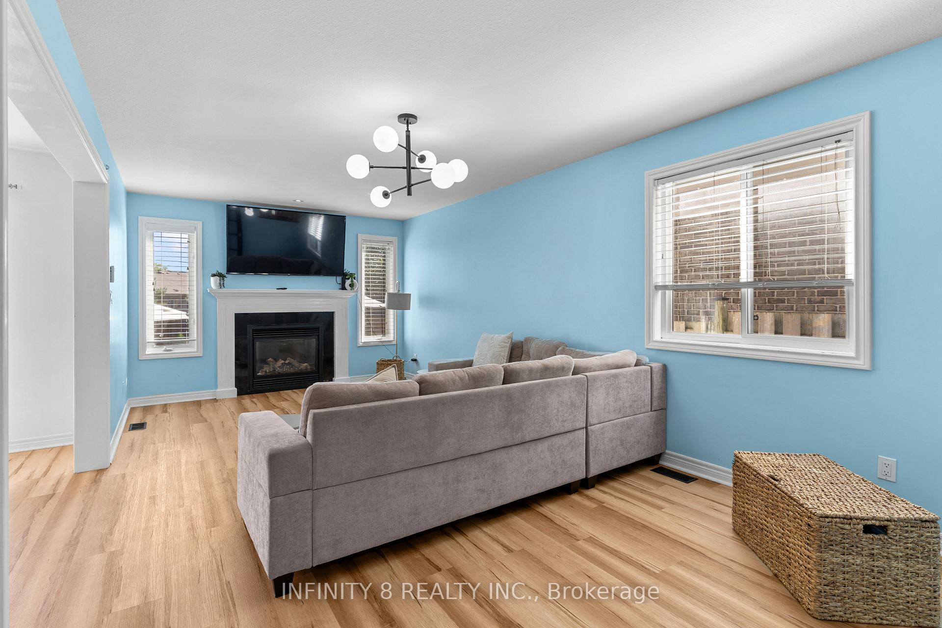 Photo 17 of 6556 Mary Drive, Niagara Falls, Forestview — HOMEH