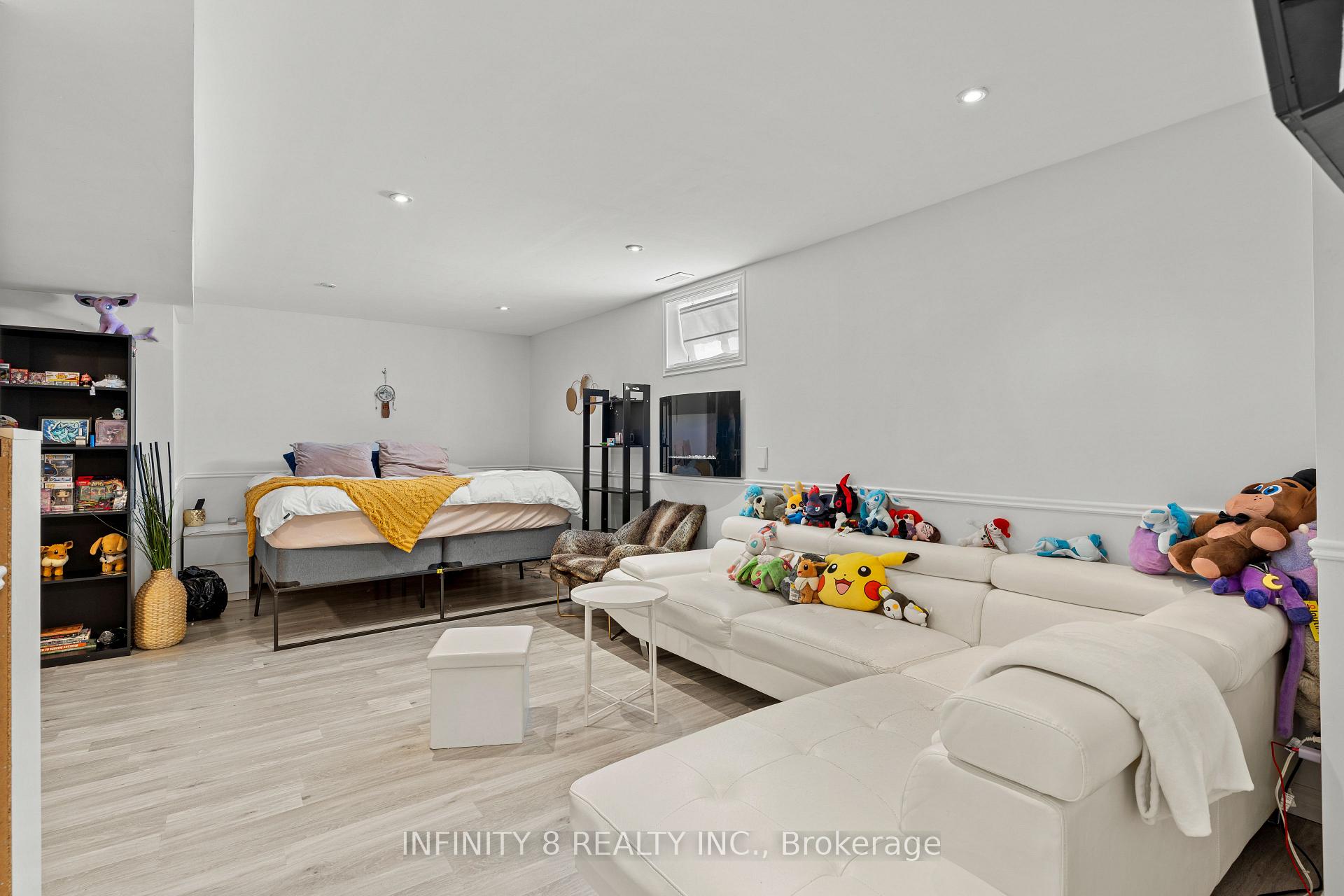 Photo 36 of 6556 Mary Drive, Niagara Falls, Forestview — HOMEH