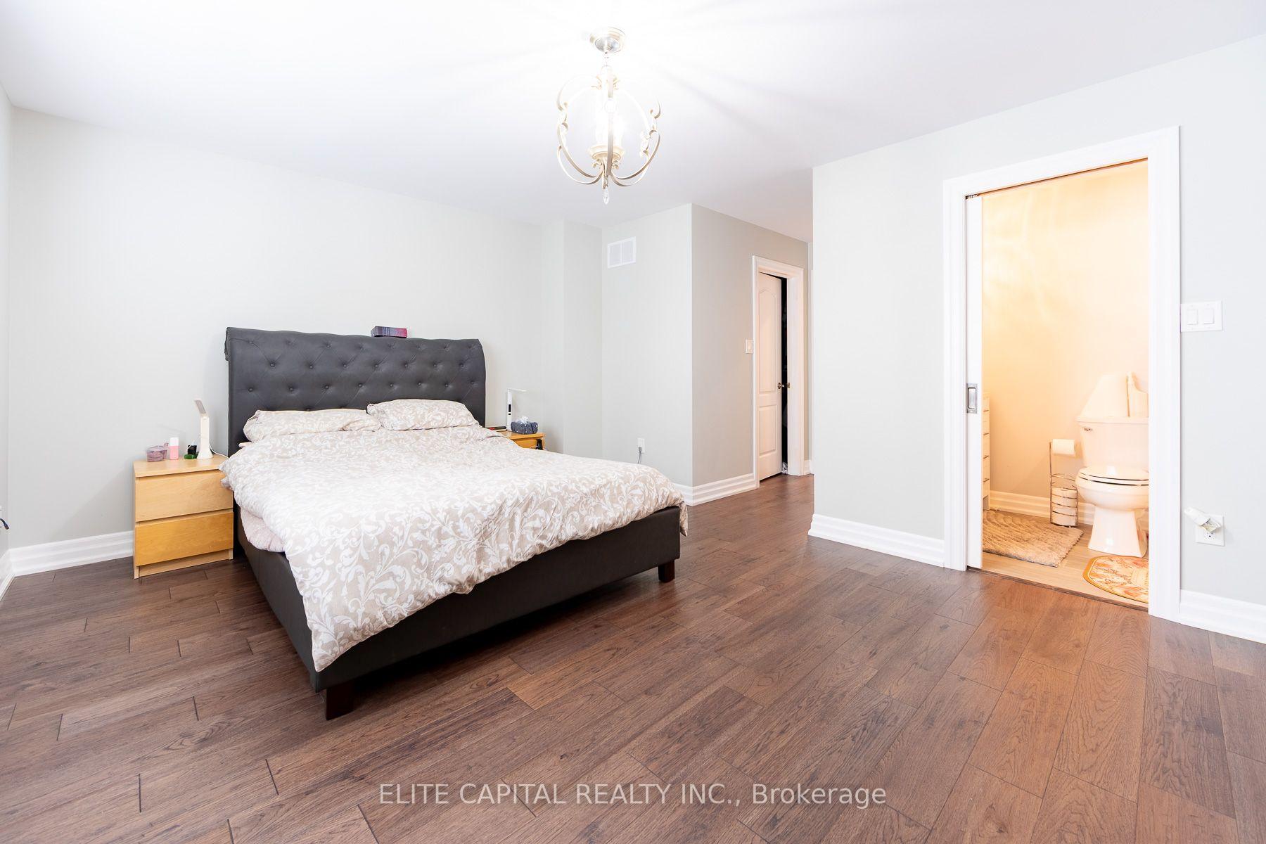 Photo 9 of 405 King Street E, East Gwillimbury, Mt Albert — HOMEH