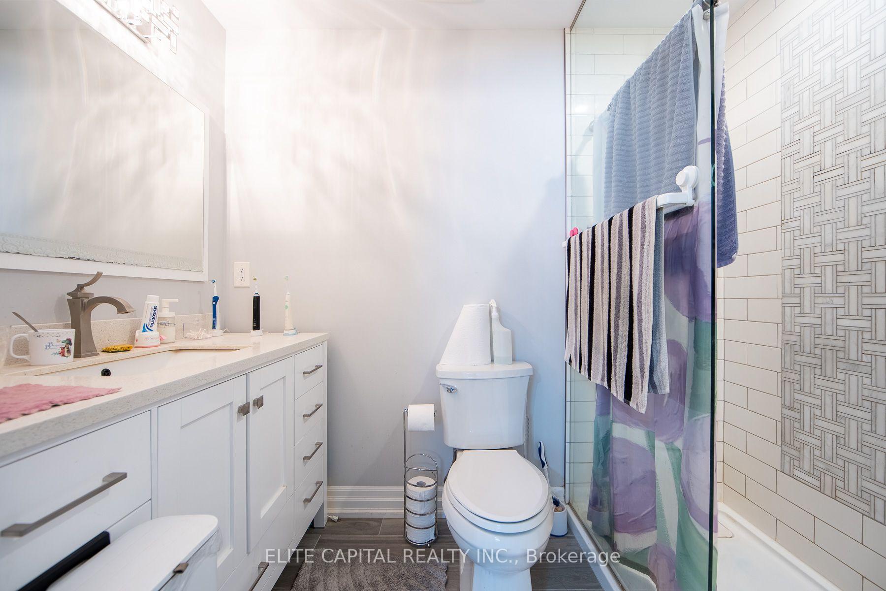 Photo 10 of 405 King Street E, East Gwillimbury, Mt Albert — HOMEH