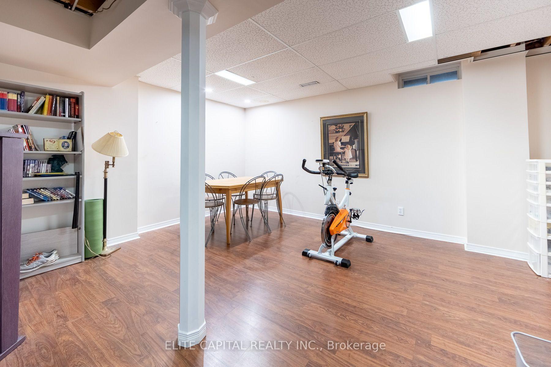 Photo 15 of 405 King Street E, East Gwillimbury, Mt Albert — HOMEH
