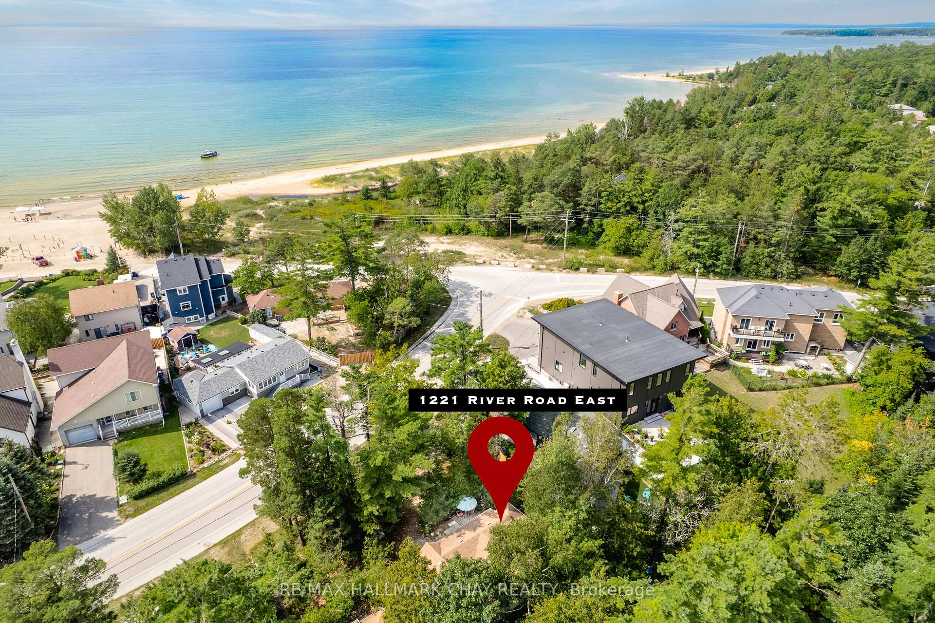 Photo 1 of 1221 River Road E, Wasaga Beach — HOMEH