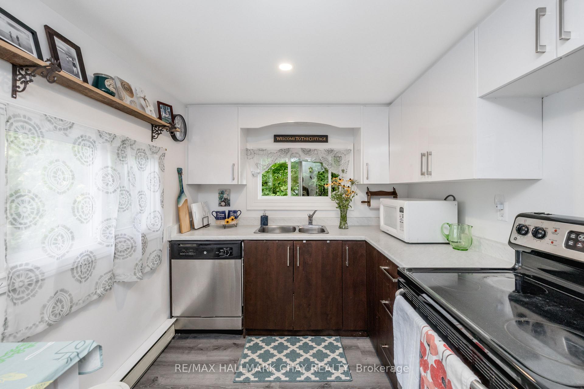 Photo 11 of 1221 River Road E, Wasaga Beach — HOMEH