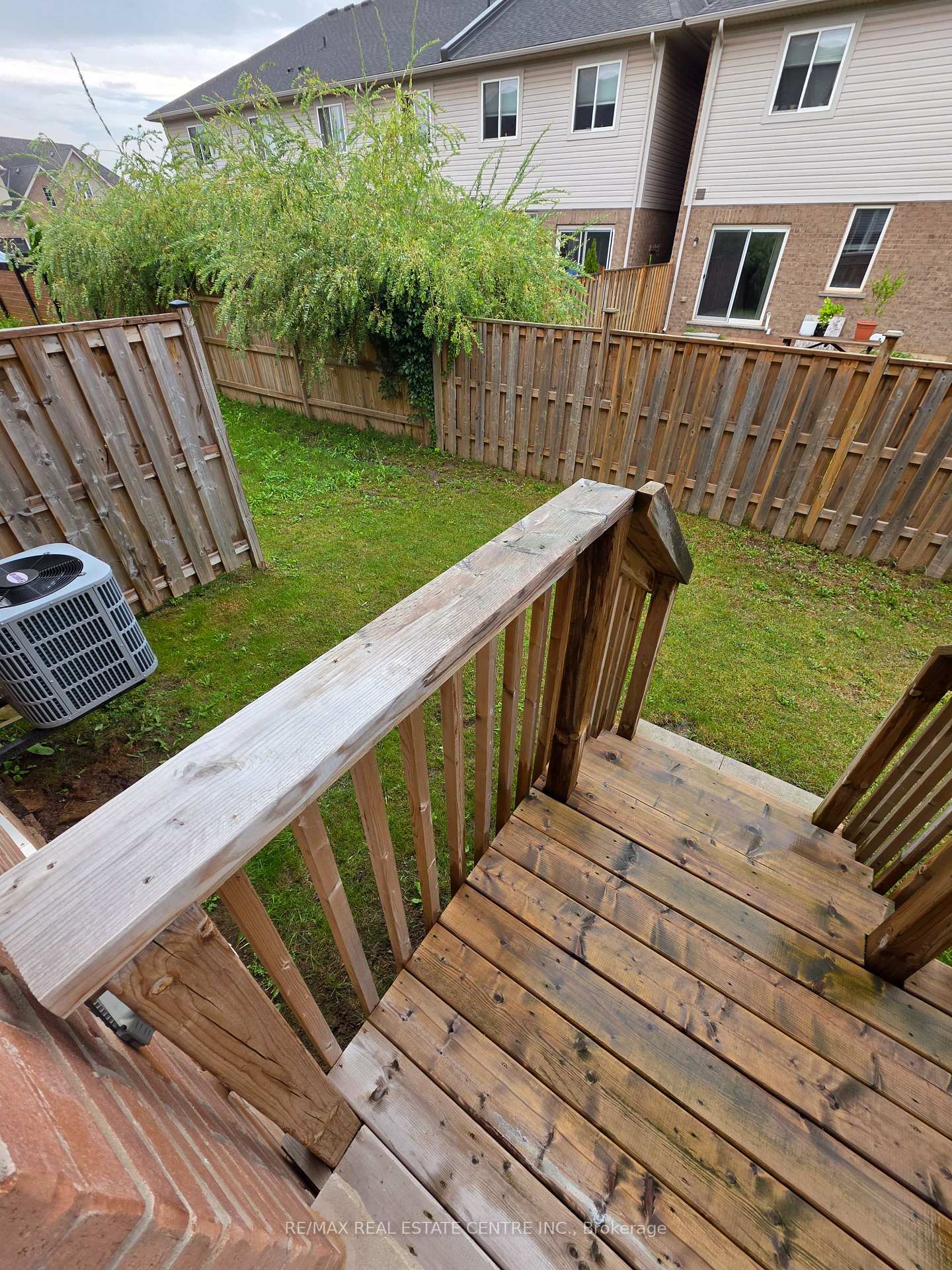 Photo 4 of Unit 16, 9 Arietta Lane, Hamilton, Winona — HOMEH