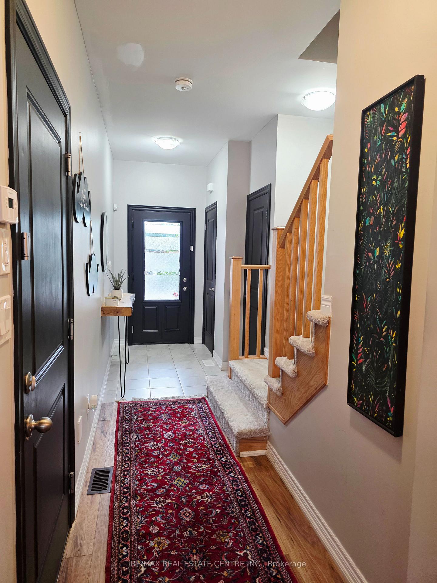 Photo 8 of Unit 16, 9 Arietta Lane, Hamilton, Winona — HOMEH