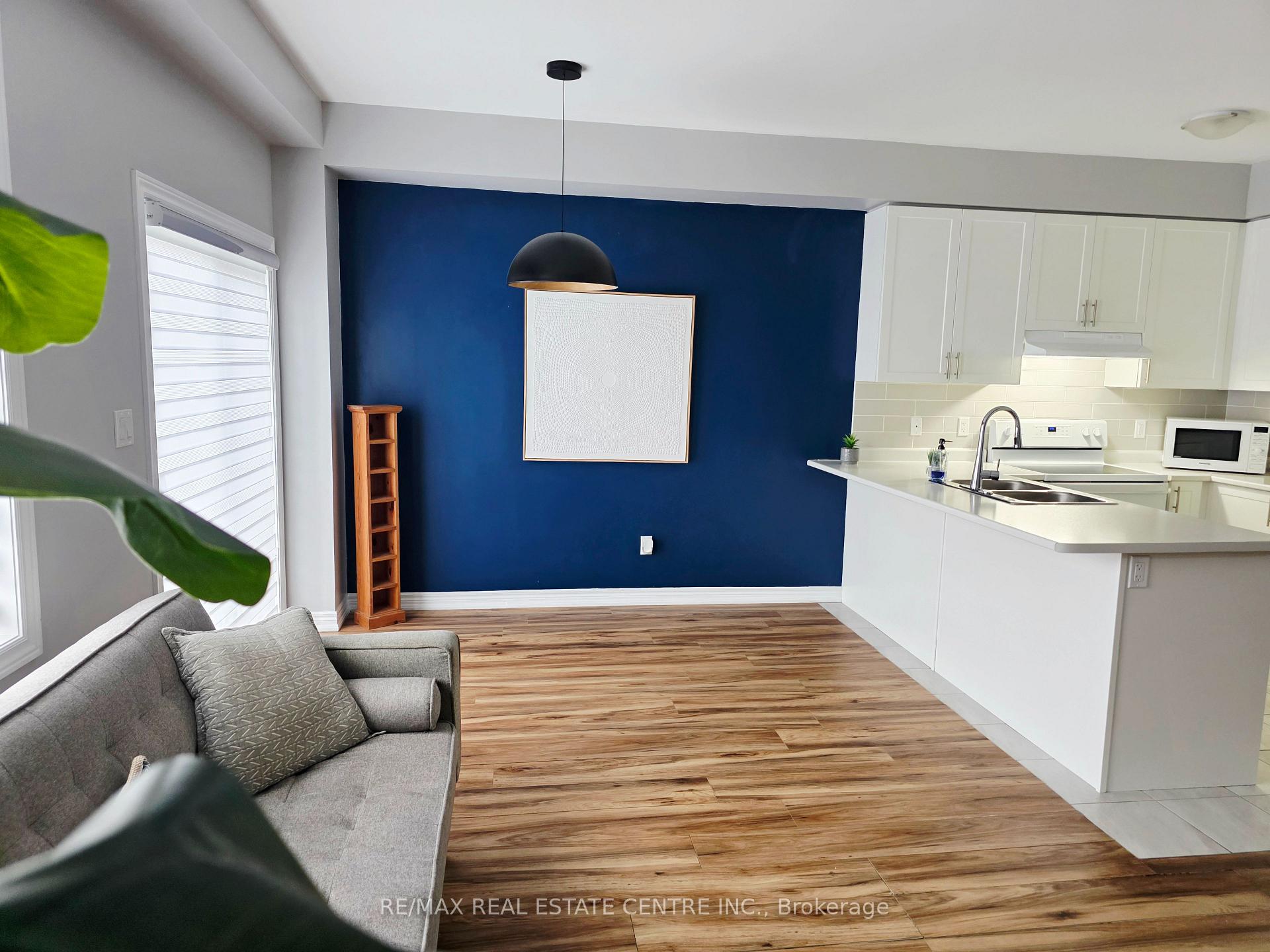 Photo 14 of Unit 16, 9 Arietta Lane, Hamilton, Winona — HOMEH