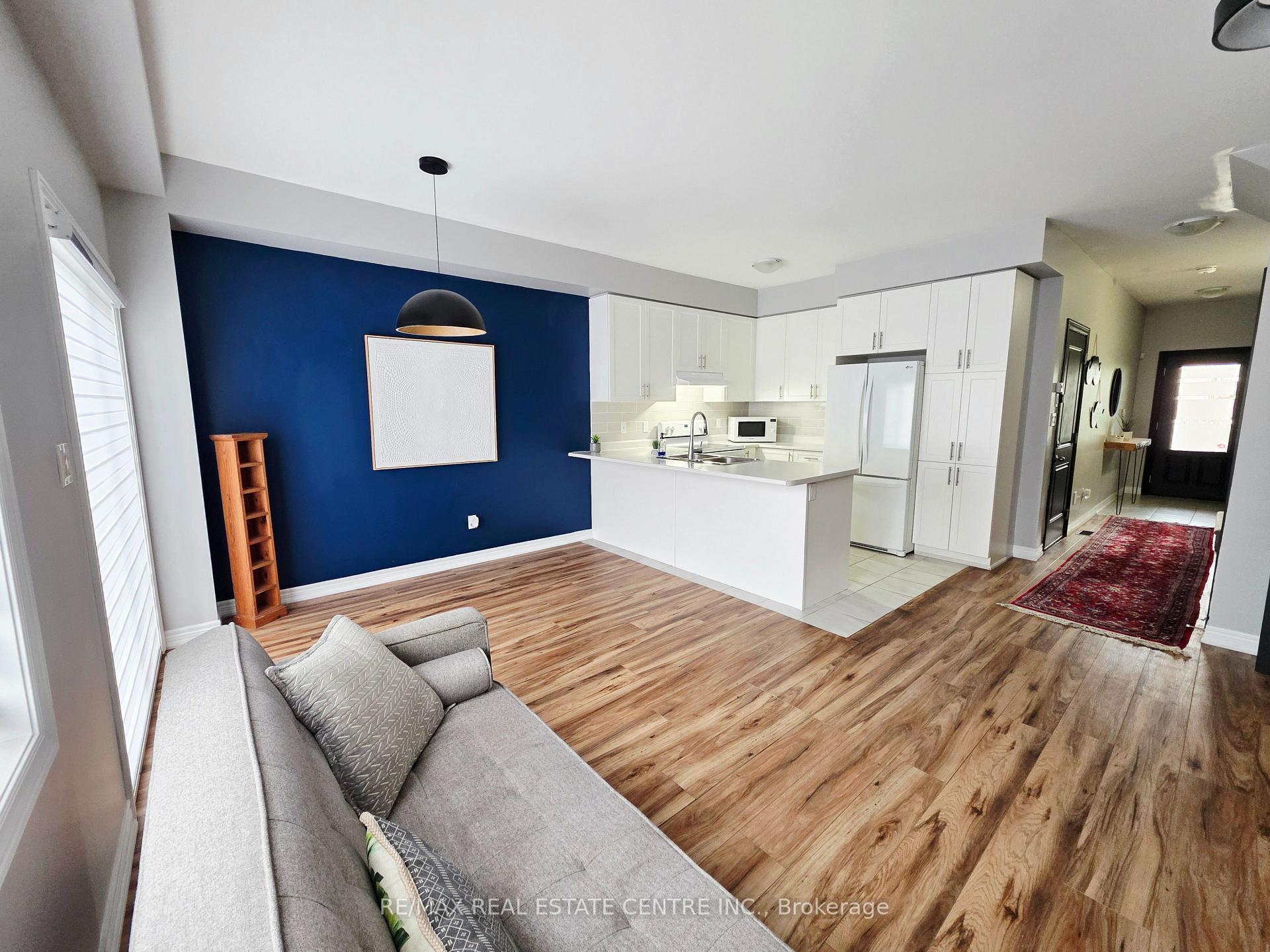 Photo 15 of Unit 16, 9 Arietta Lane, Hamilton, Winona — HOMEH
