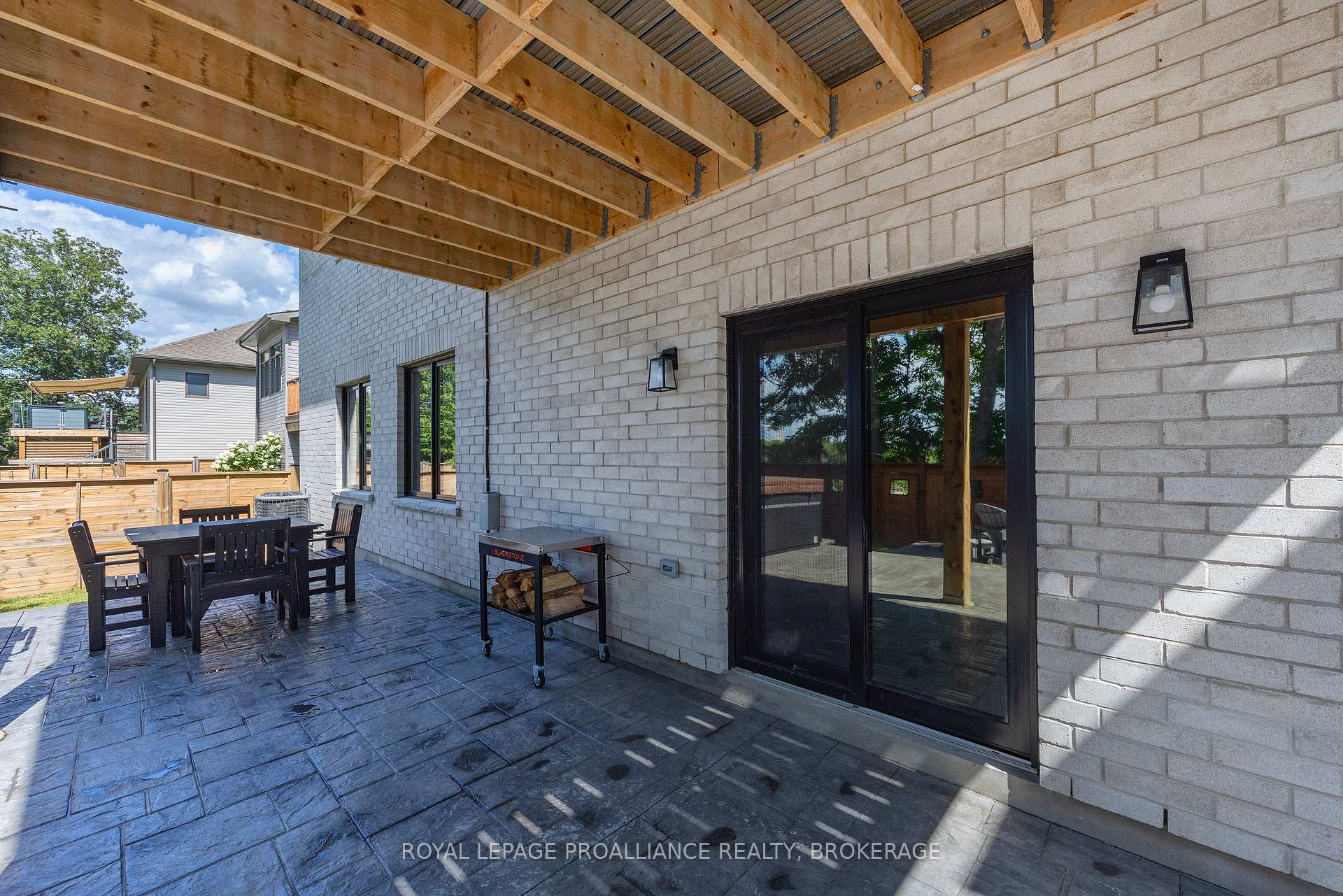 Photo 8 of 1259 Carfa Crescent, Kingston, City Northwest — HOMEH
