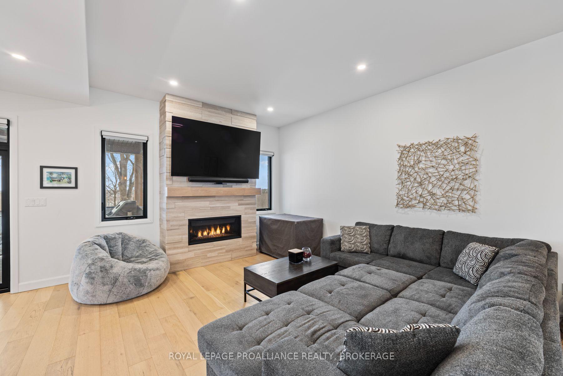 Photo 69 of 1259 Carfa Crescent, Kingston, City Northwest — HOMEH