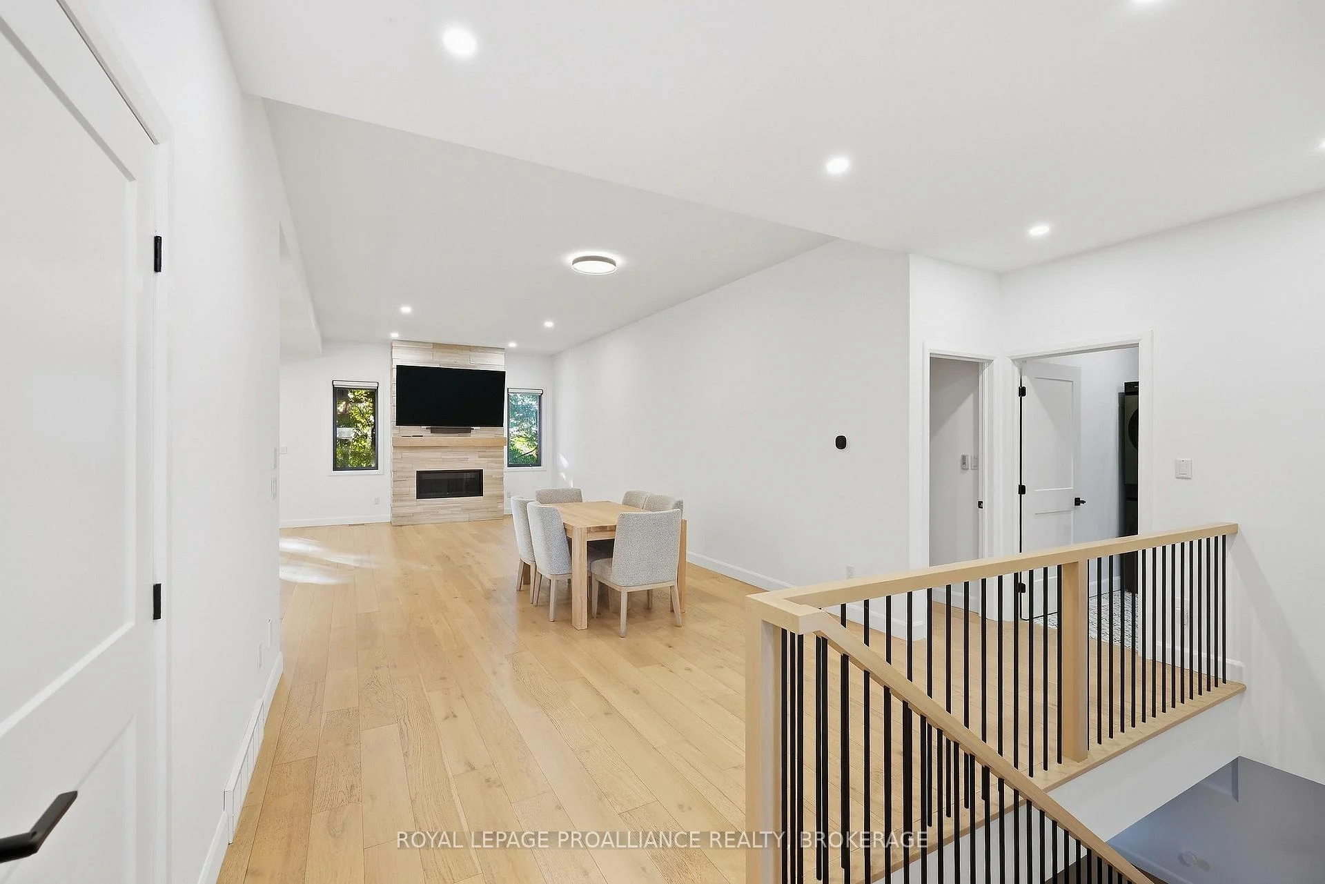 Photo 17 of 1259 Carfa Crescent, Kingston, City Northwest — HOMEH
