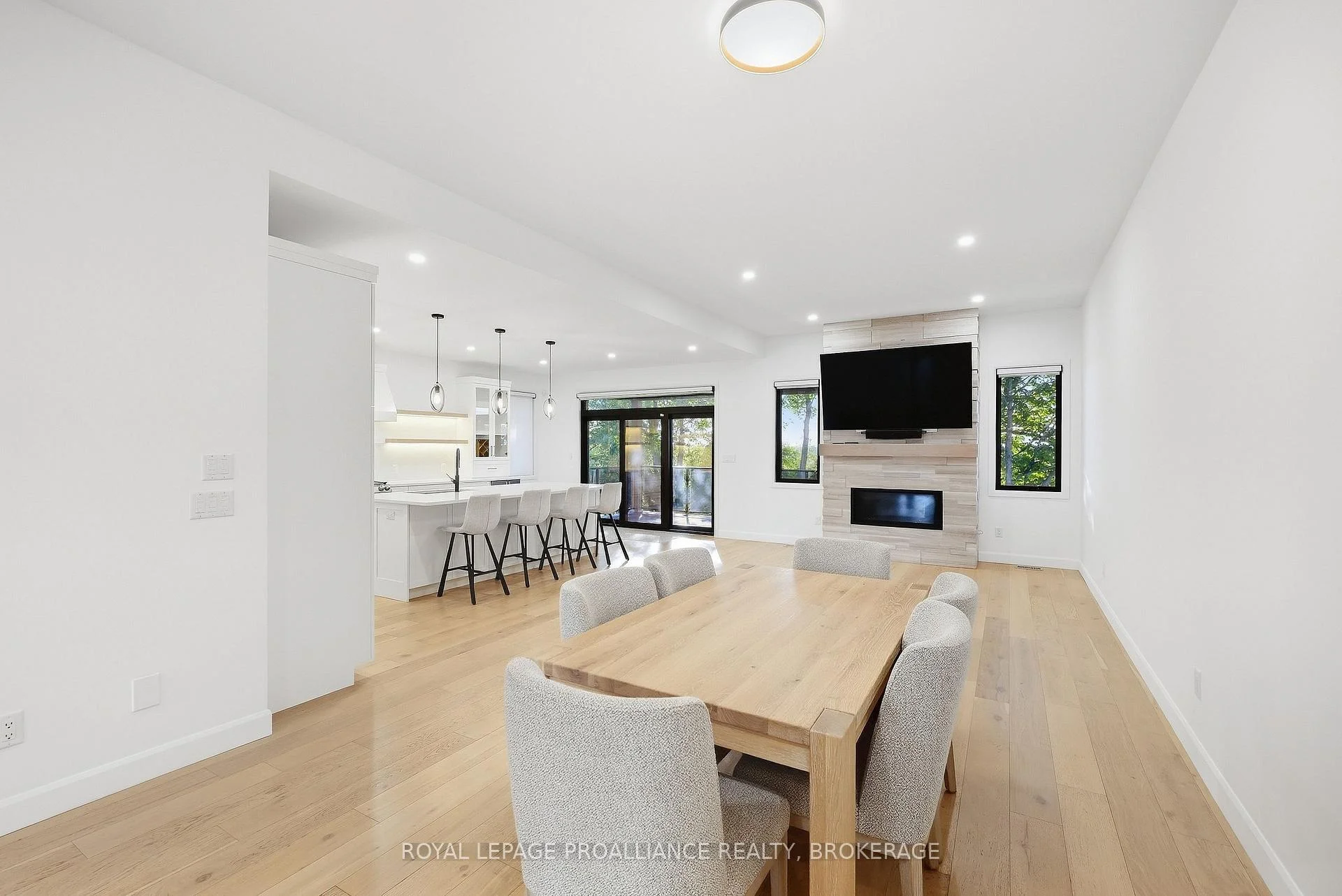 Photo 19 of 1259 Carfa Crescent, Kingston, City Northwest — HOMEH