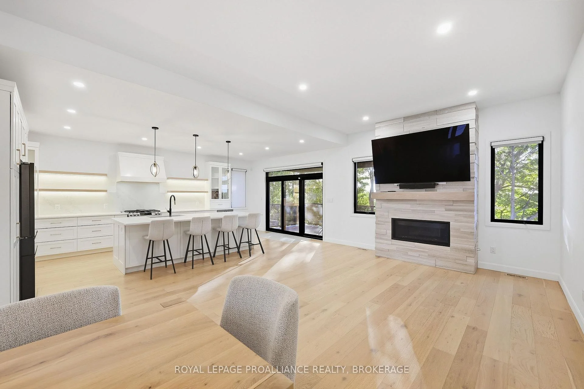 Photo 25 of 1259 Carfa Crescent, Kingston, City Northwest — HOMEH