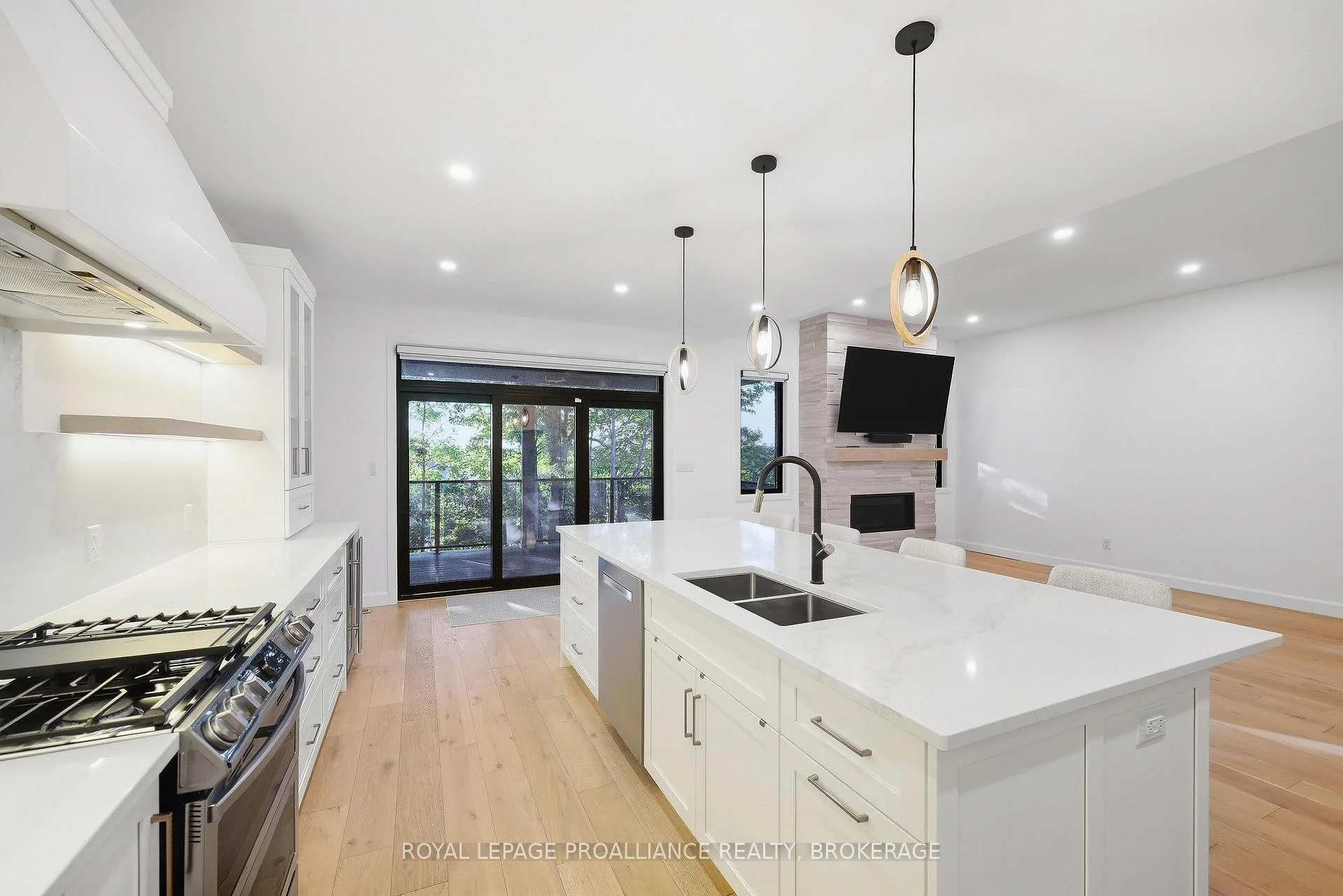 Photo 45 of 1259 Carfa Crescent, Kingston, City Northwest — HOMEH