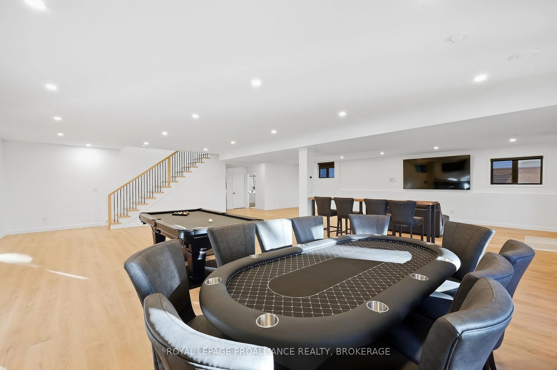 Photo 78 of 1259 Carfa Crescent, Kingston, City Northwest — HOMEH