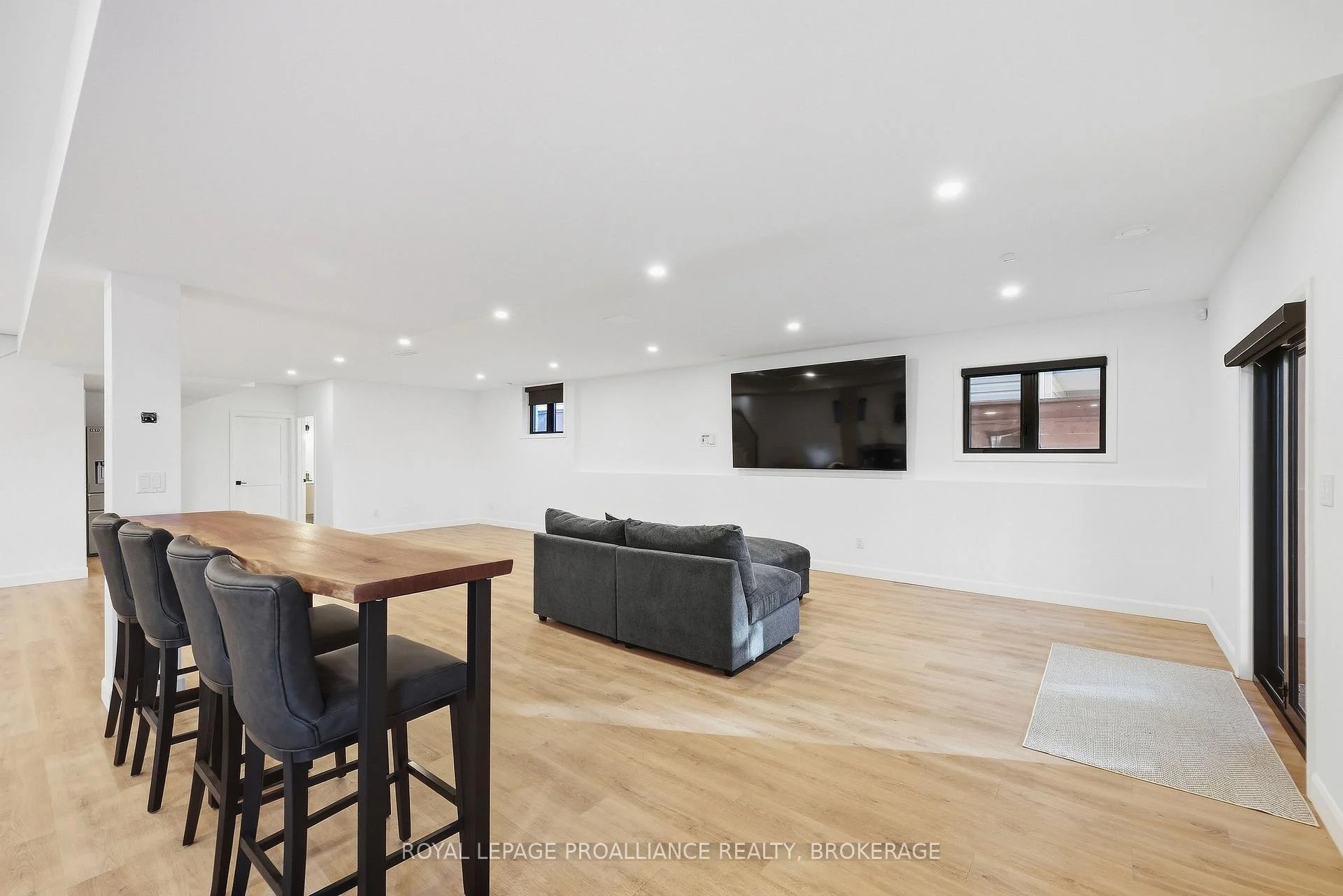 Photo 80 of 1259 Carfa Crescent, Kingston, City Northwest — HOMEH