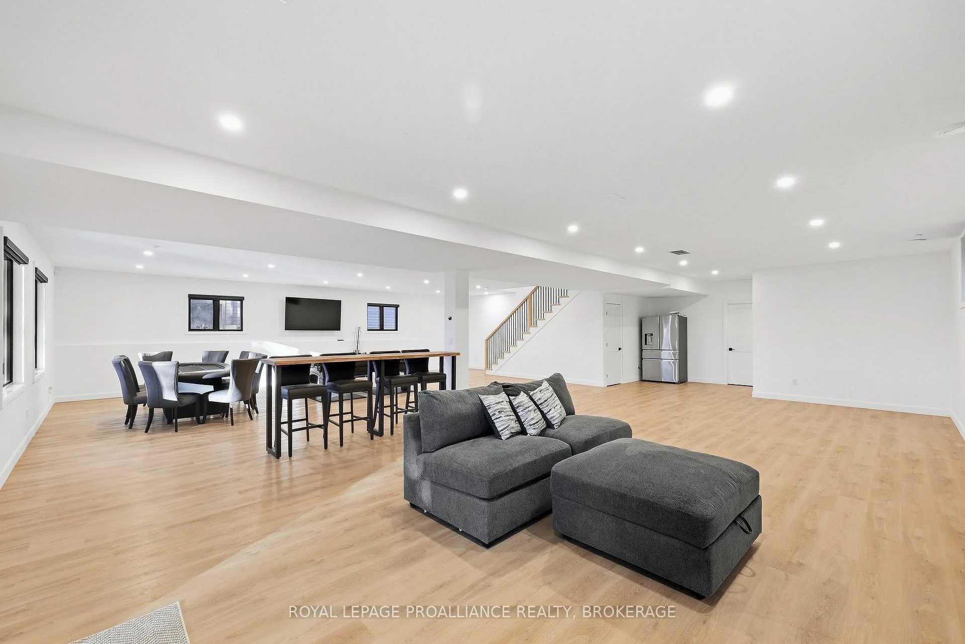 Photo 84 of 1259 Carfa Crescent, Kingston, City Northwest — HOMEH