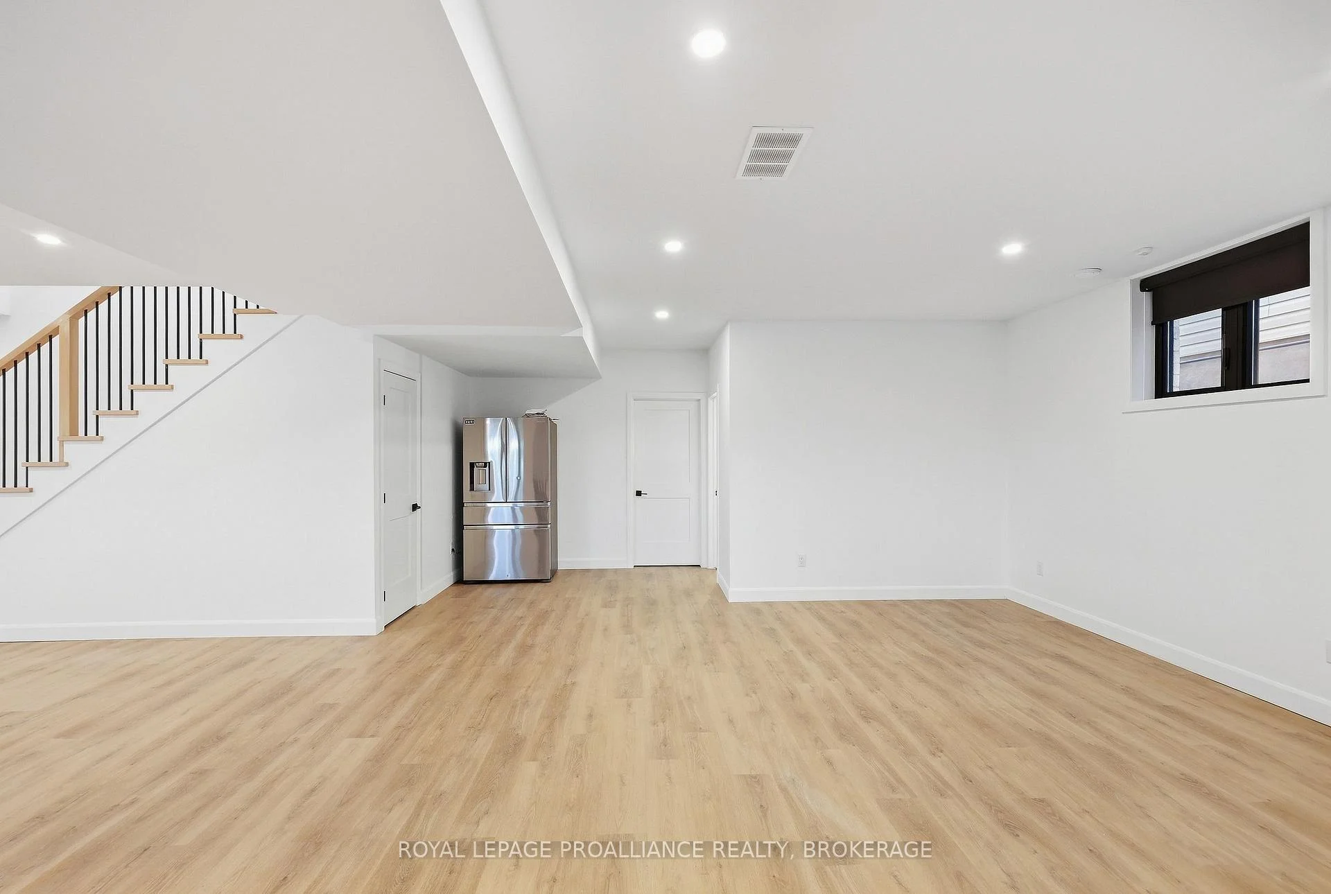 Photo 93 of 1259 Carfa Crescent, Kingston, City Northwest — HOMEH
