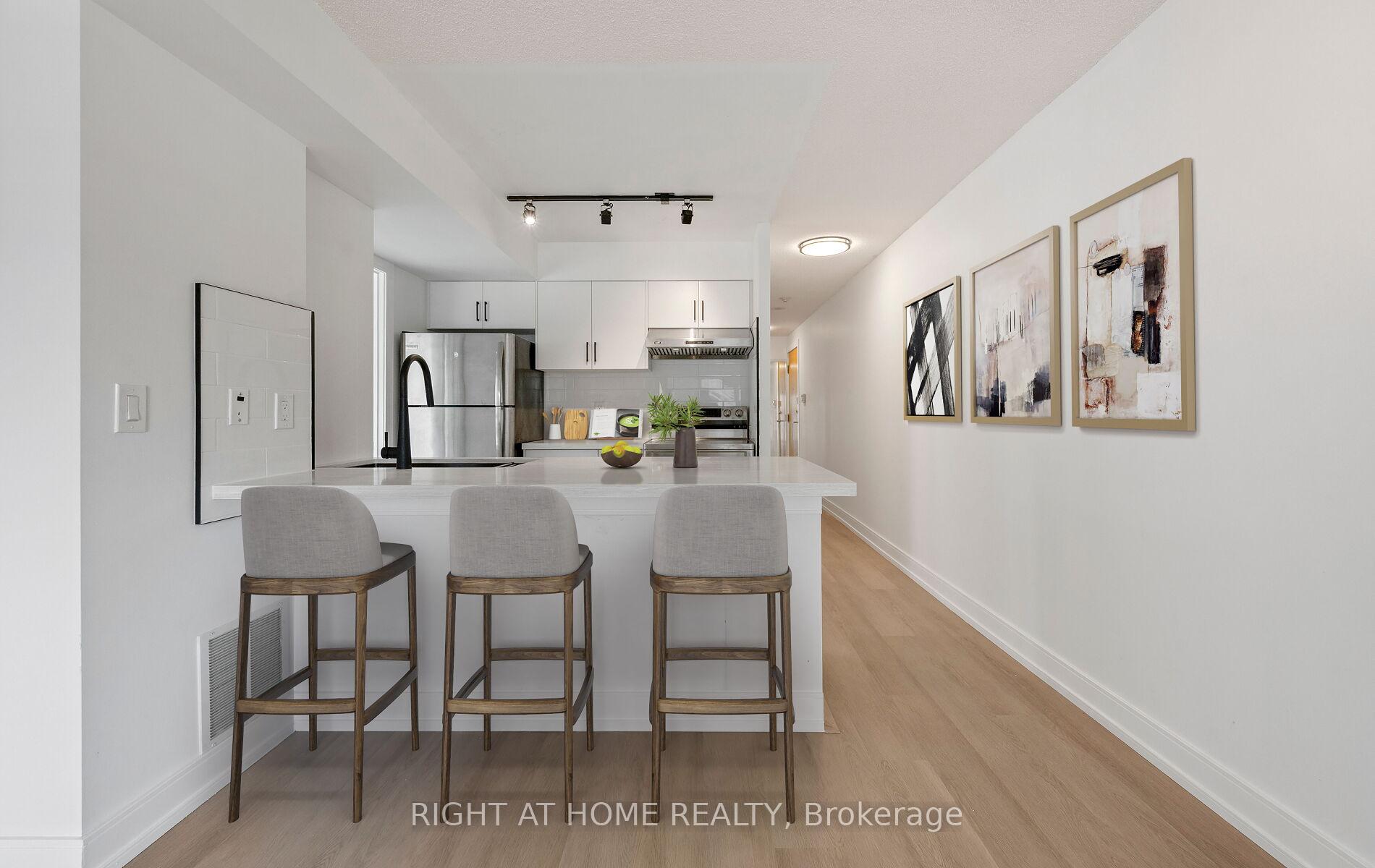 Photo 16 of Unit 219, 600 Queens Quay W, Toronto, Waterfront Communities — HOMEH