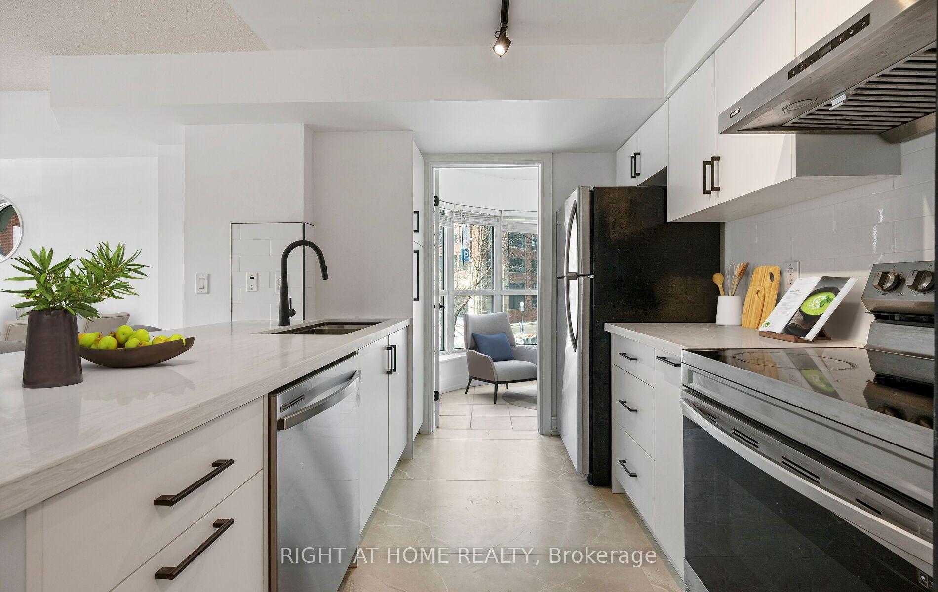Photo 20 of Unit 219, 600 Queens Quay W, Toronto, Waterfront Communities — HOMEH