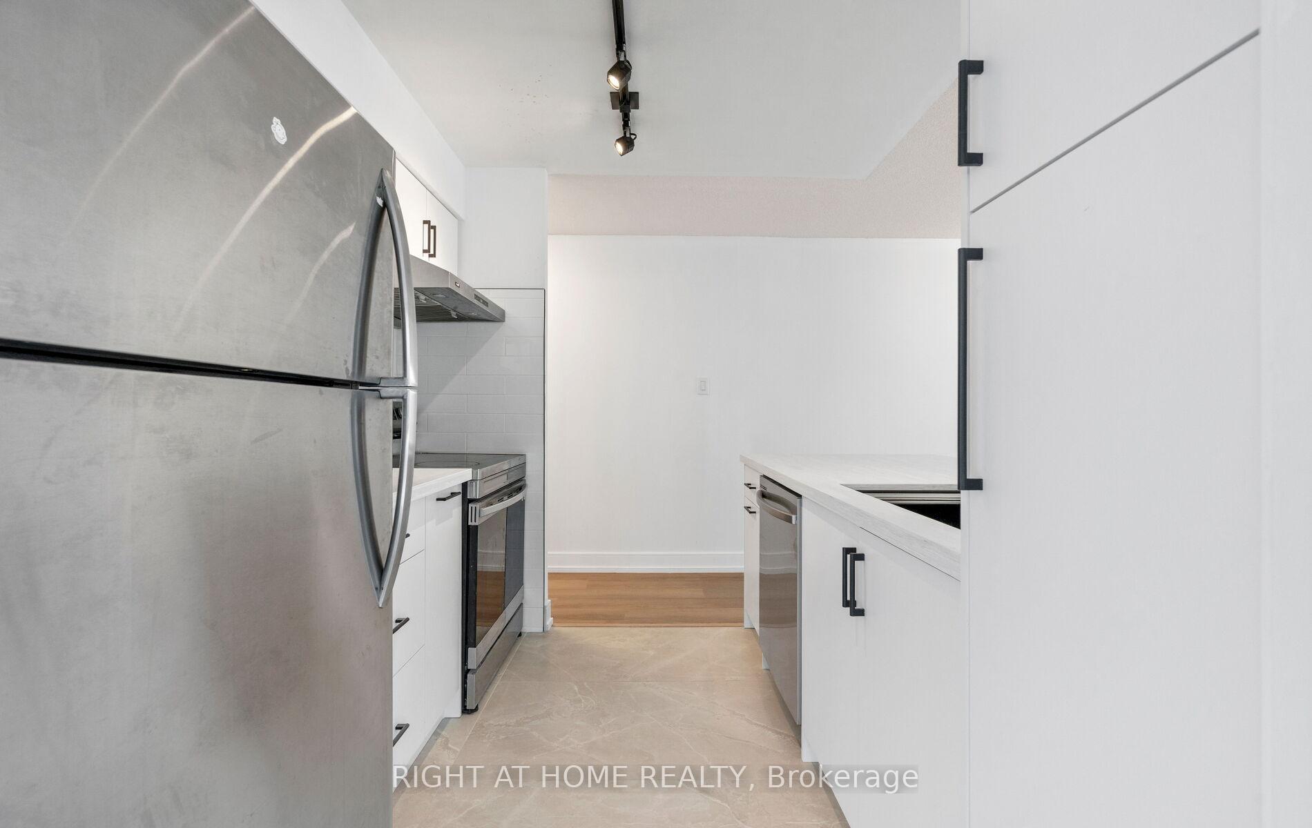 Photo 25 of Unit 219, 600 Queens Quay W, Toronto, Waterfront Communities — HOMEH