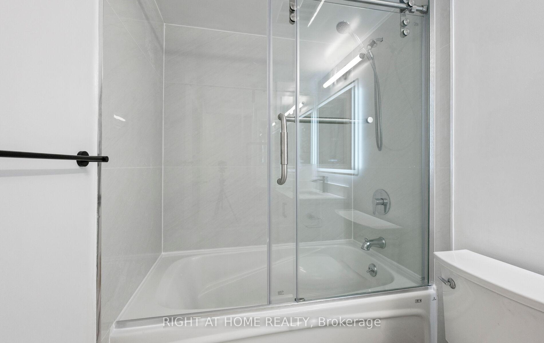 Photo 30 of Unit 219, 600 Queens Quay W, Toronto, Waterfront Communities — HOMEH