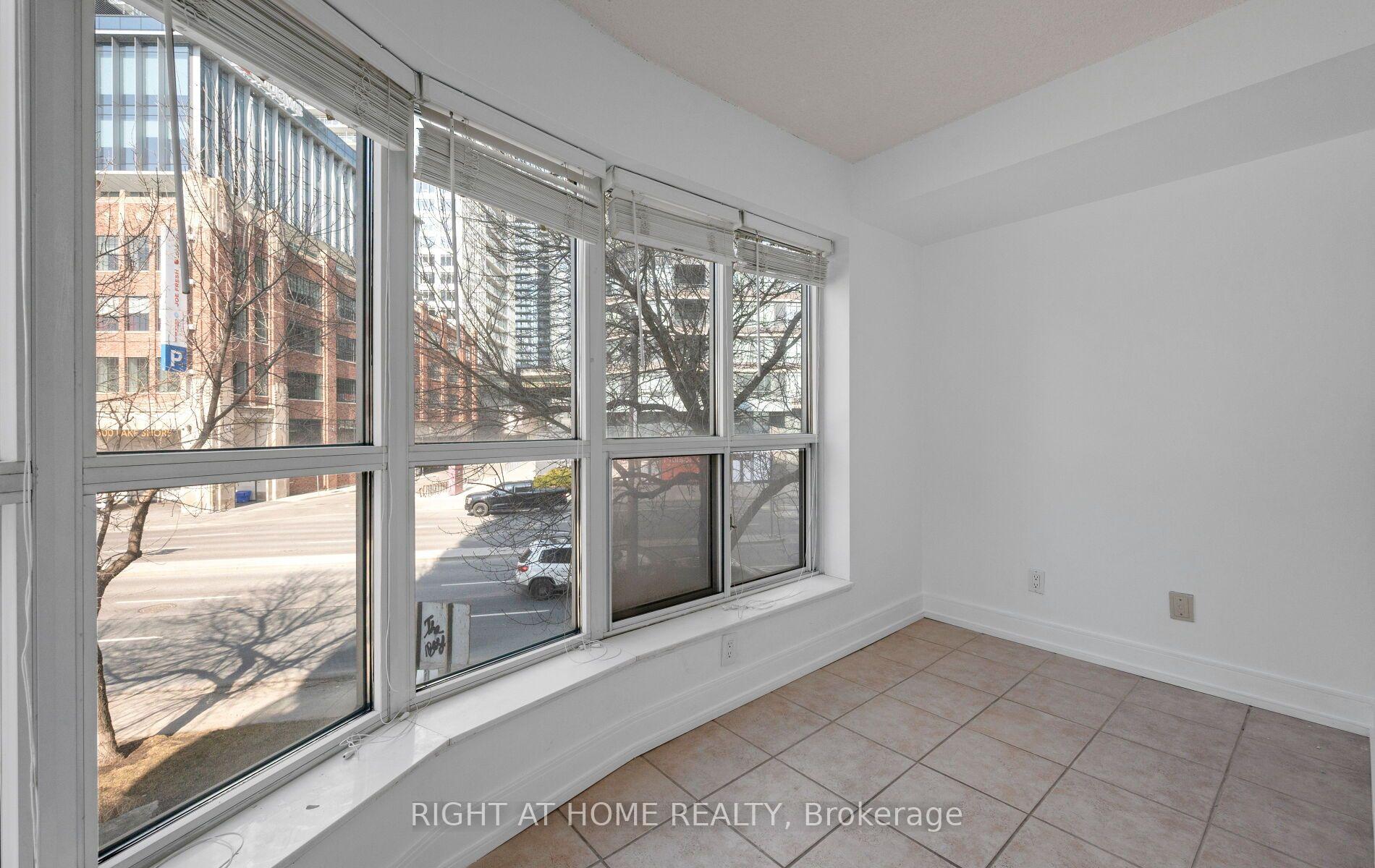 Photo 31 of Unit 219, 600 Queens Quay W, Toronto, Waterfront Communities — HOMEH