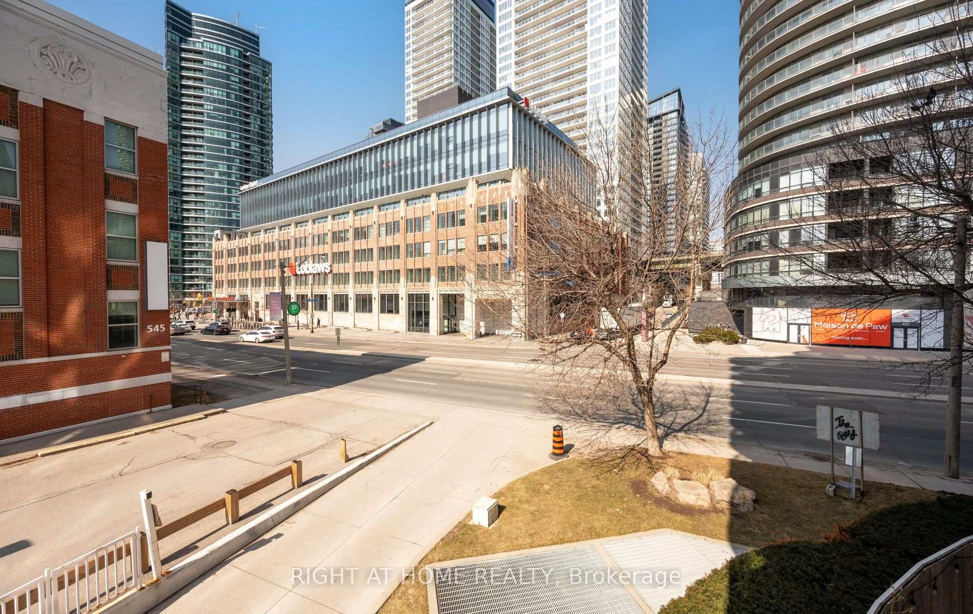Photo 36 of Unit 219, 600 Queens Quay W, Toronto, Waterfront Communities — HOMEH
