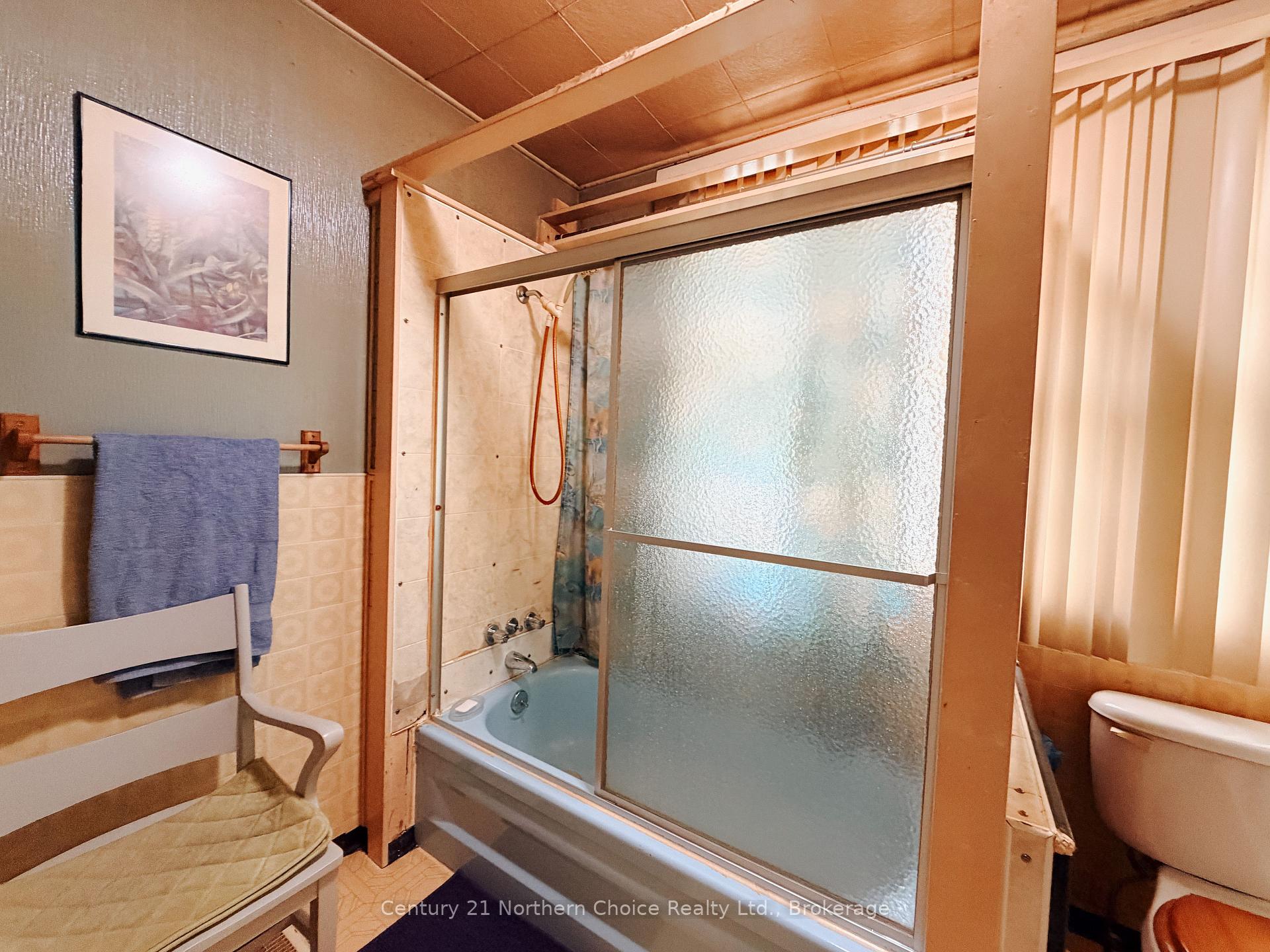 Photo 43 of 1433 Pine Portage Road, Kenora, South Park Estate — HOMEH