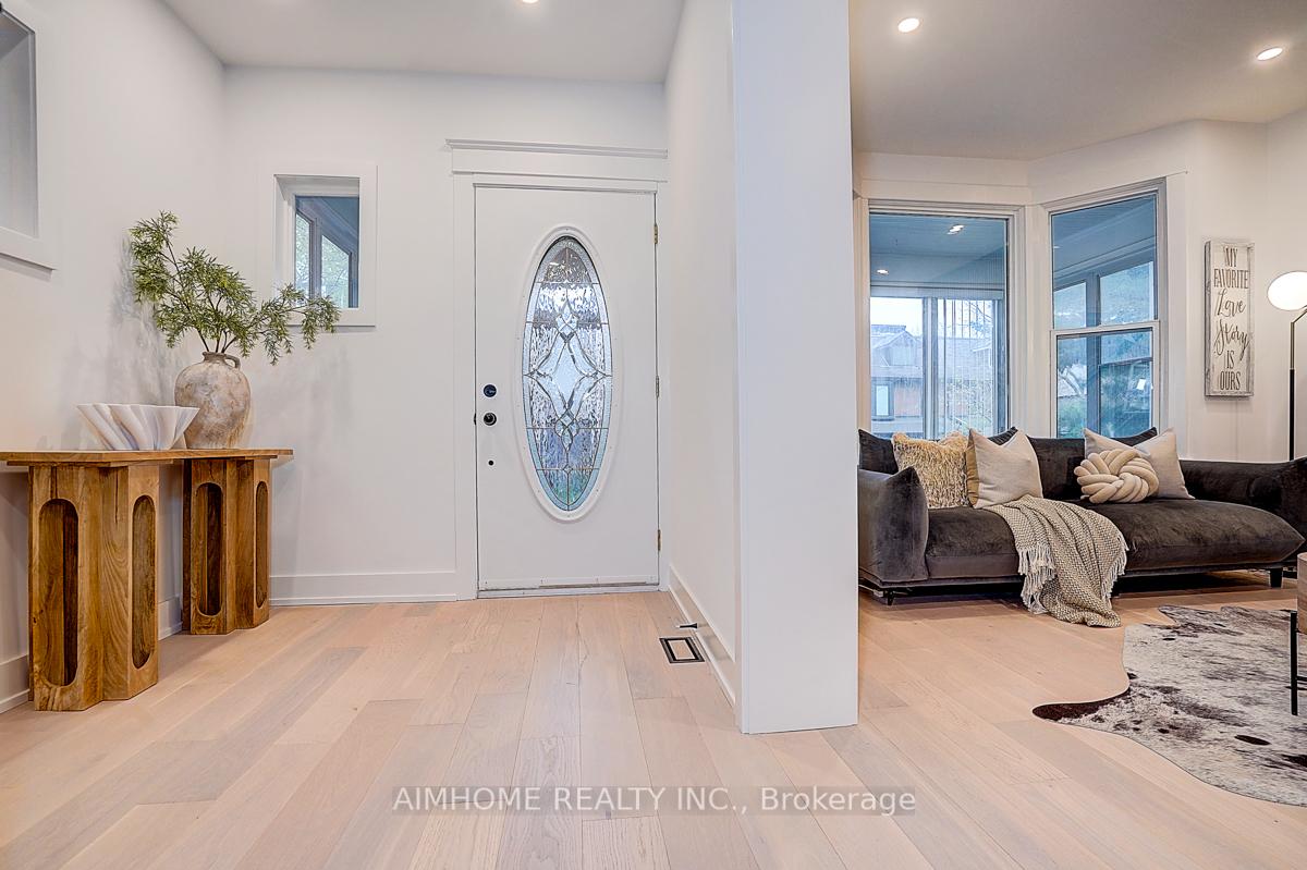 Photo 3 of 107 Glendale Avenue, Toronto, Roncesvalles — HOMEH