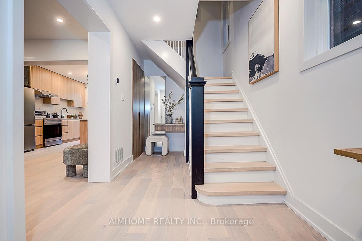 Photo 4 of 107 Glendale Avenue, Toronto, Roncesvalles — HOMEH