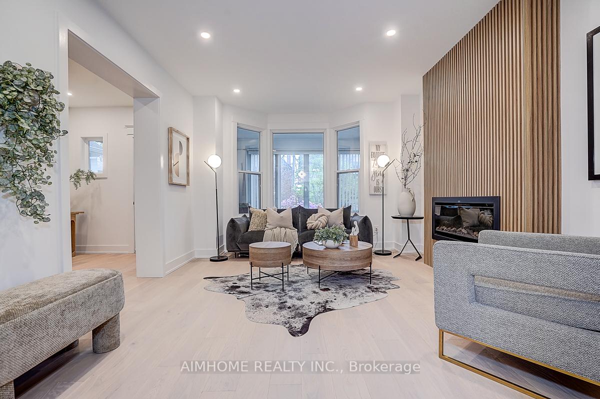 Photo 5 of 107 Glendale Avenue, Toronto, Roncesvalles — HOMEH