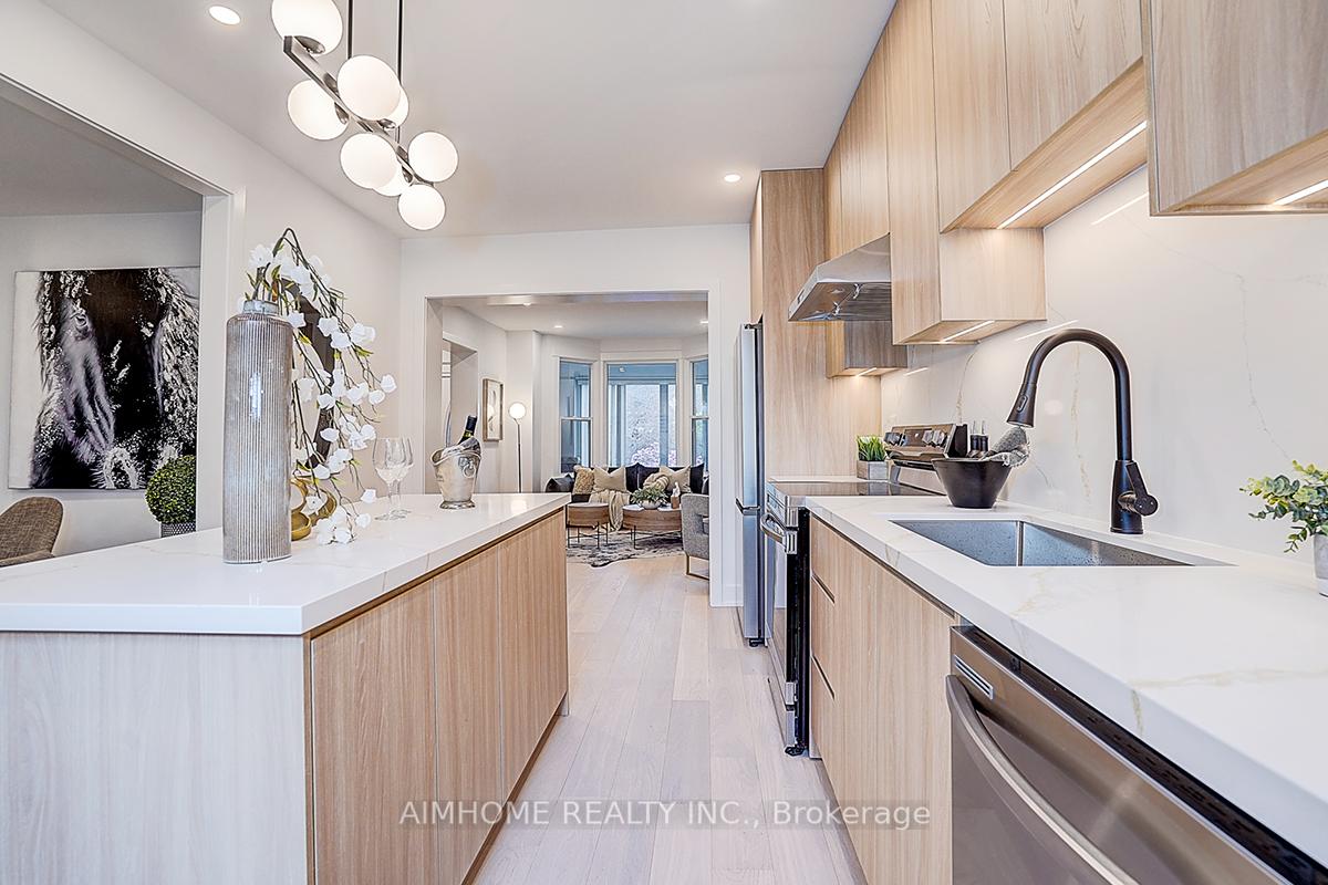 Photo 9 of 107 Glendale Avenue, Toronto, Roncesvalles — HOMEH