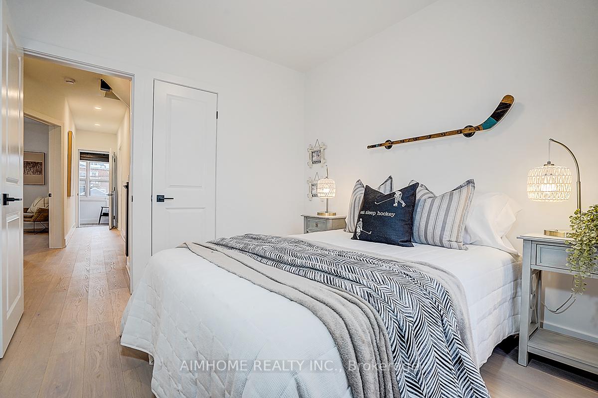 Photo 18 of 107 Glendale Avenue, Toronto, Roncesvalles — HOMEH