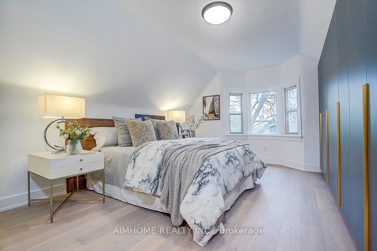 Photo 23 of 107 Glendale Avenue, Toronto, Roncesvalles — HOMEH