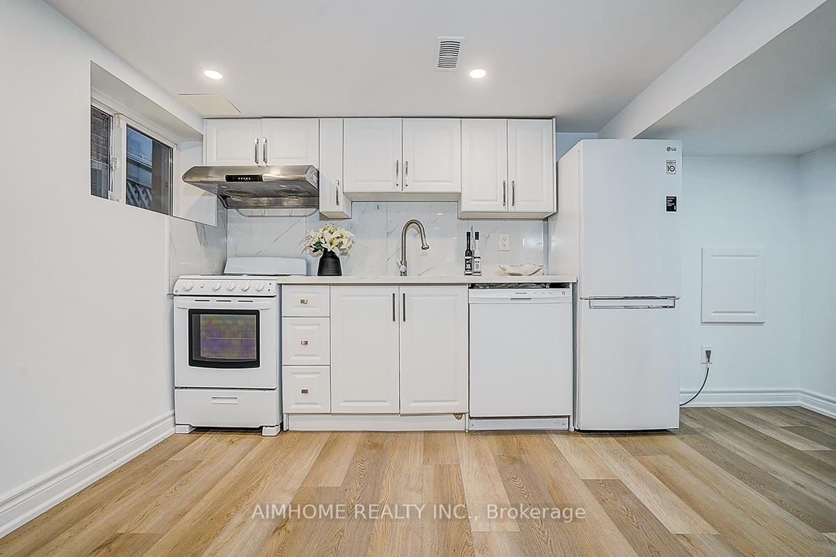 Photo 28 of 107 Glendale Avenue, Toronto, Roncesvalles — HOMEH