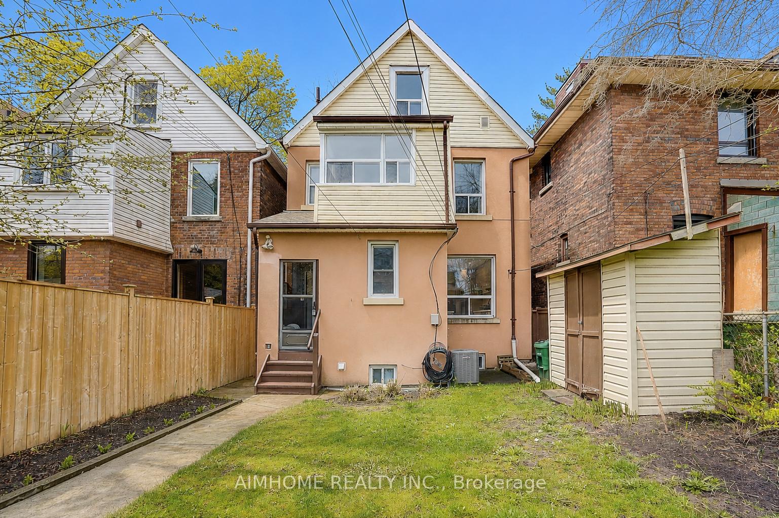 Photo 34 of 107 Glendale Avenue, Toronto, Roncesvalles — HOMEH