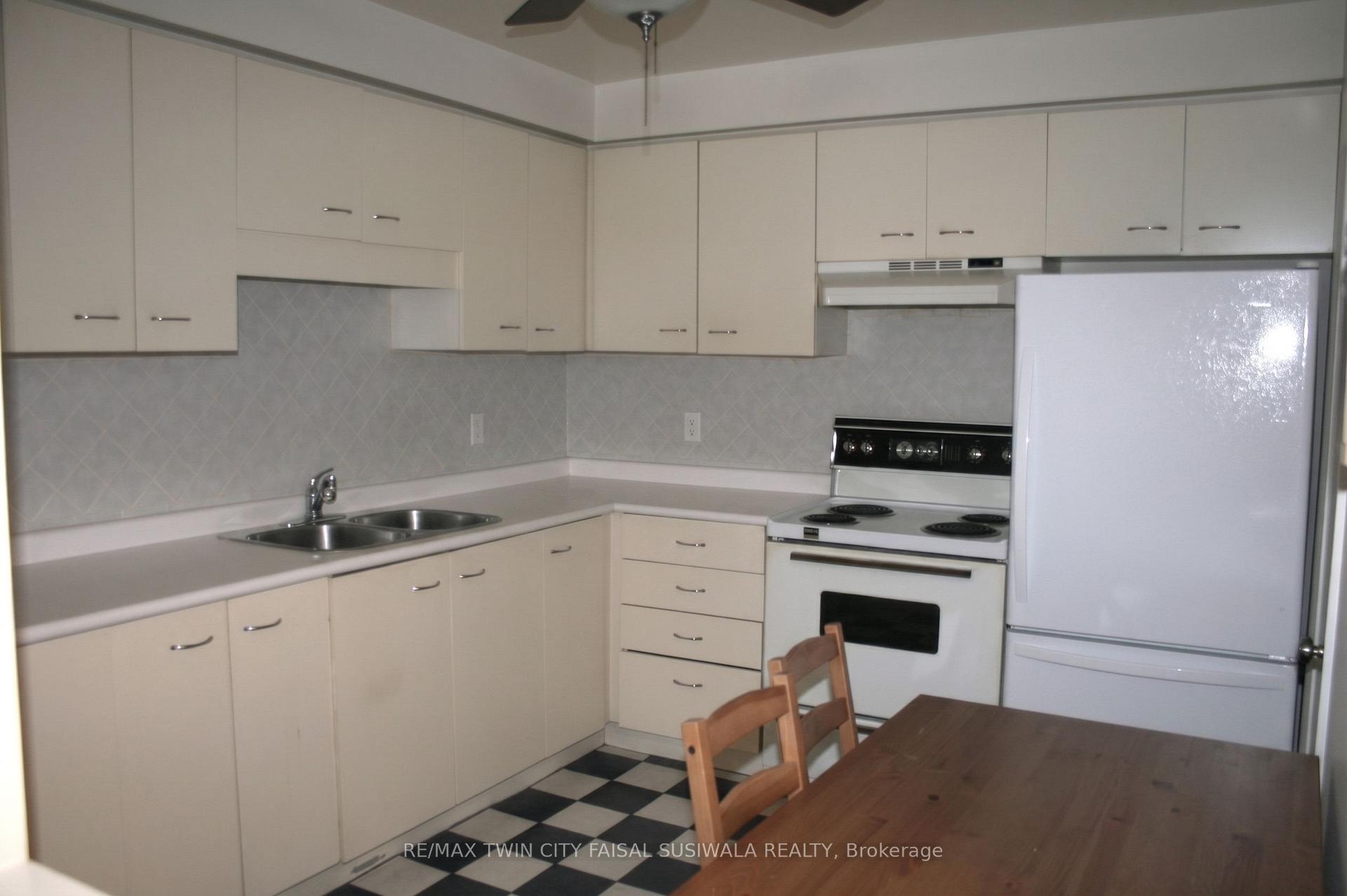 Photo 3 of Unit 312, 565 Greenfield Avenue, Kitchener, Vanier - Kitchener — HOMEH