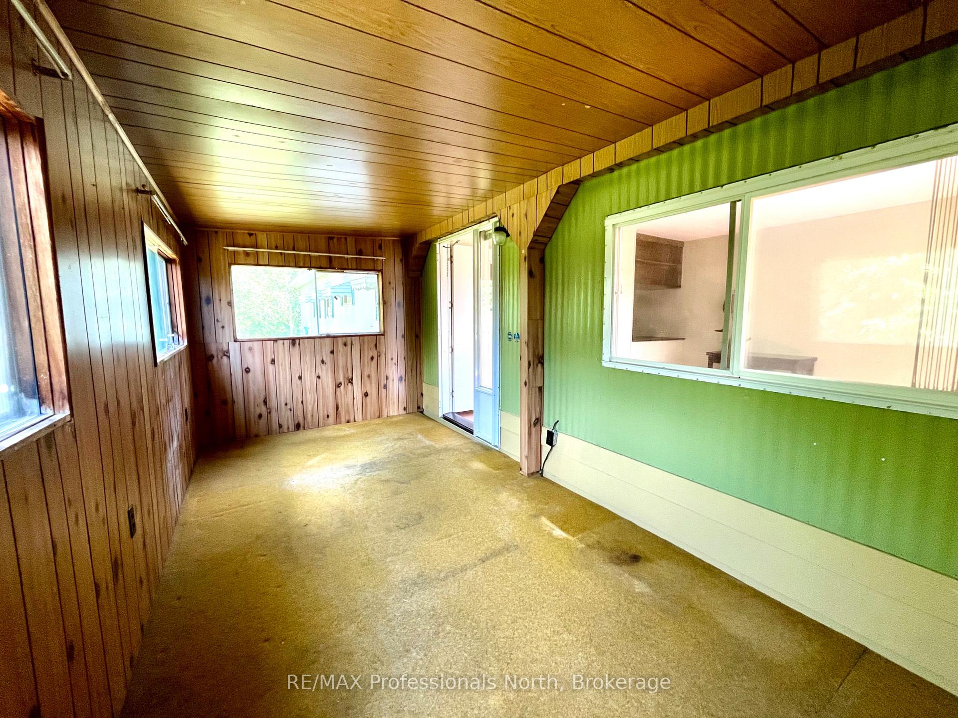 Photo 18 of 1053 Seventh Lane, Minden Hills, Minden — HOMEH
