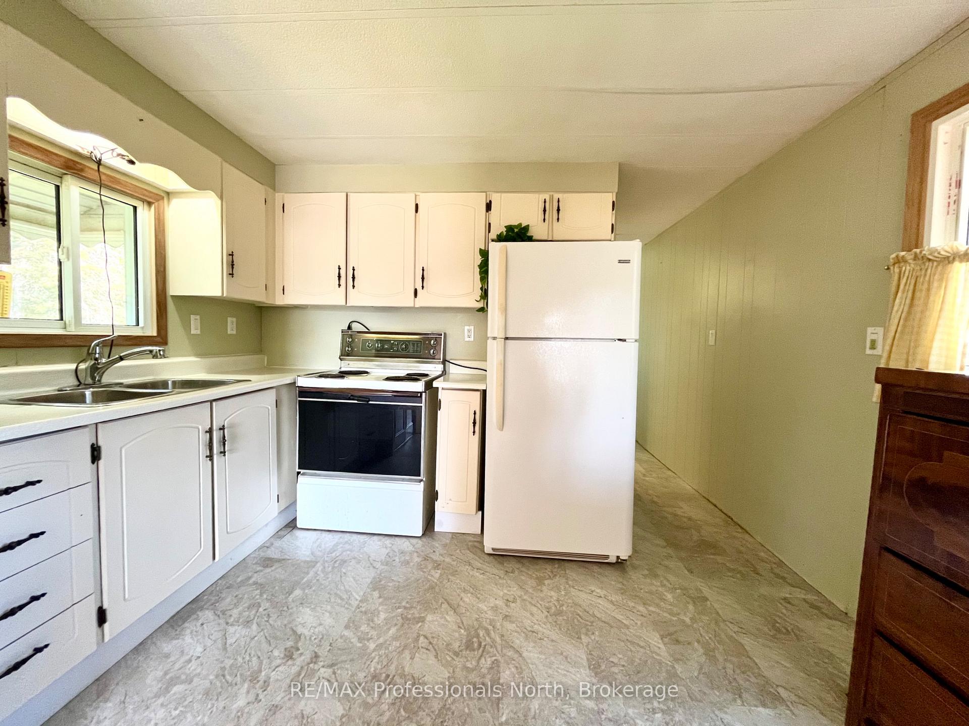 Photo 26 of 1053 Seventh Lane, Minden Hills, Minden — HOMEH