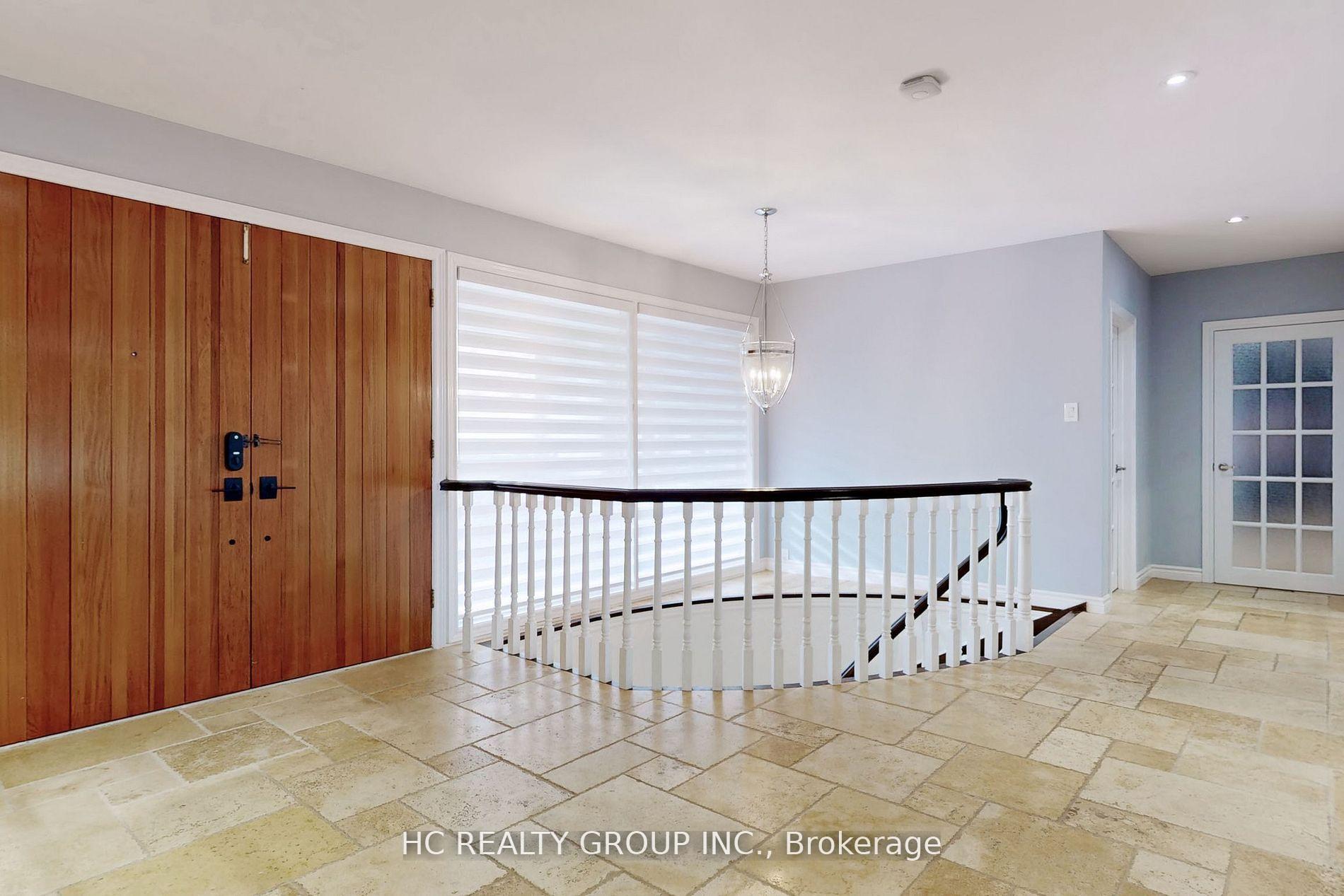 Photo 3 of 83 Fairway Heights Drive, Markham, Bayview Fairway-Bayview Country Club Estates — HOMEH